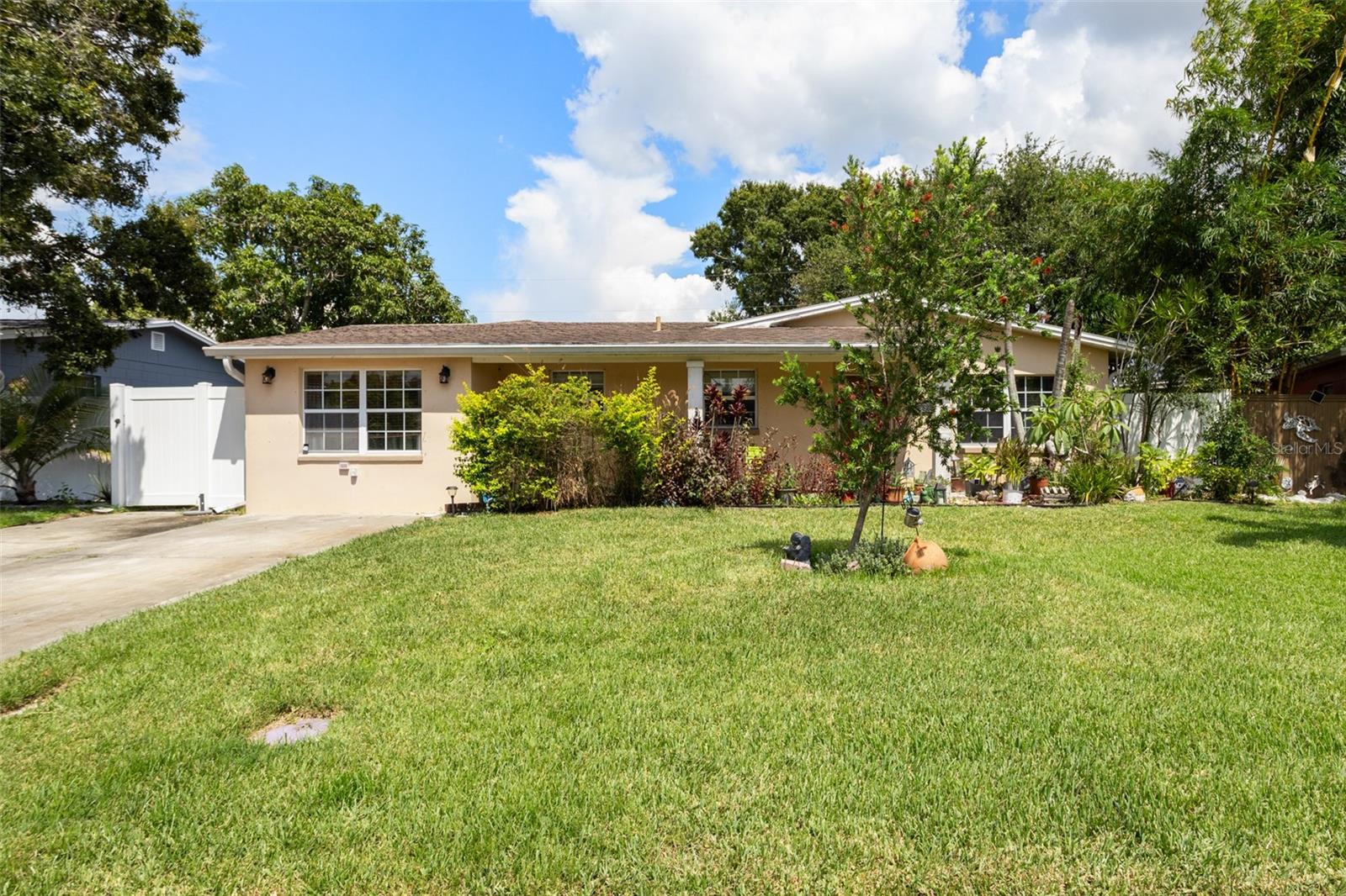 8915 59th Way N photo 1
