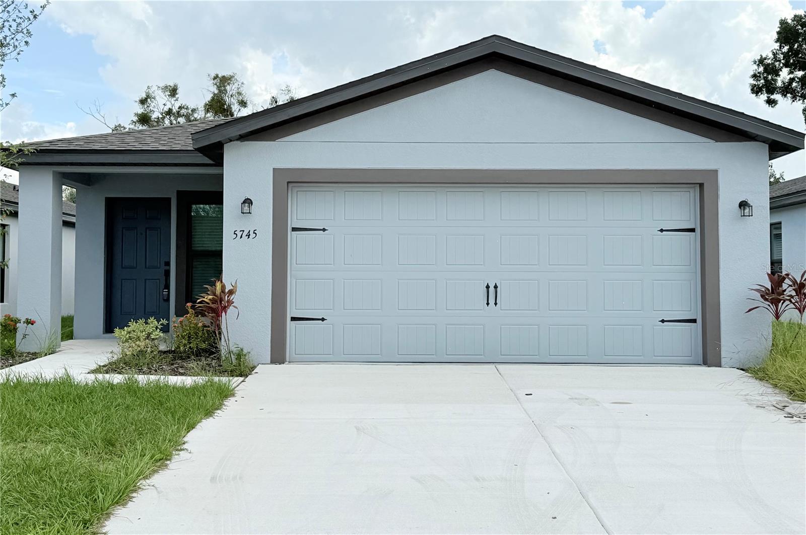 5745 Helmsman CT photo 1