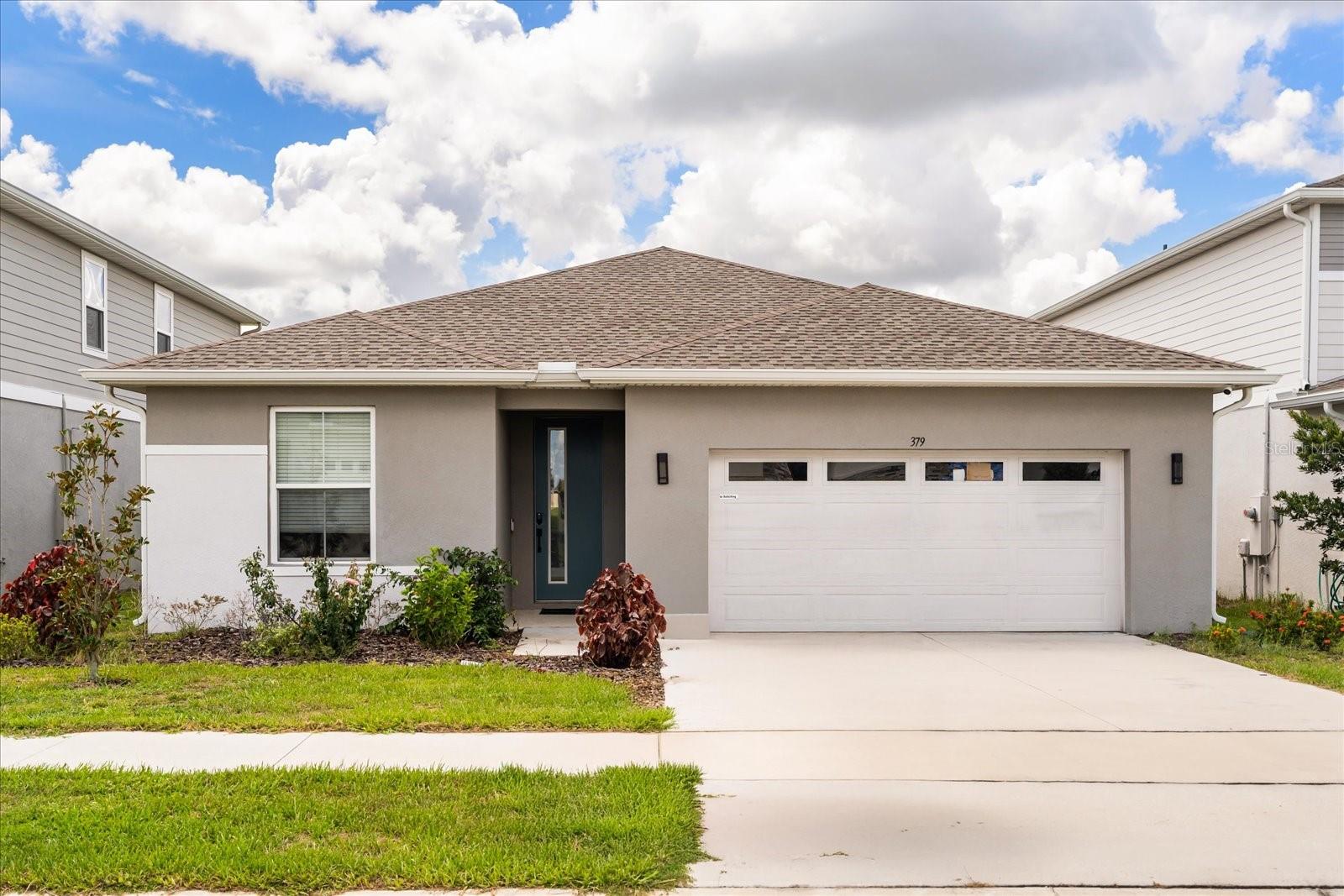 379 Sofia Ln photo 1
