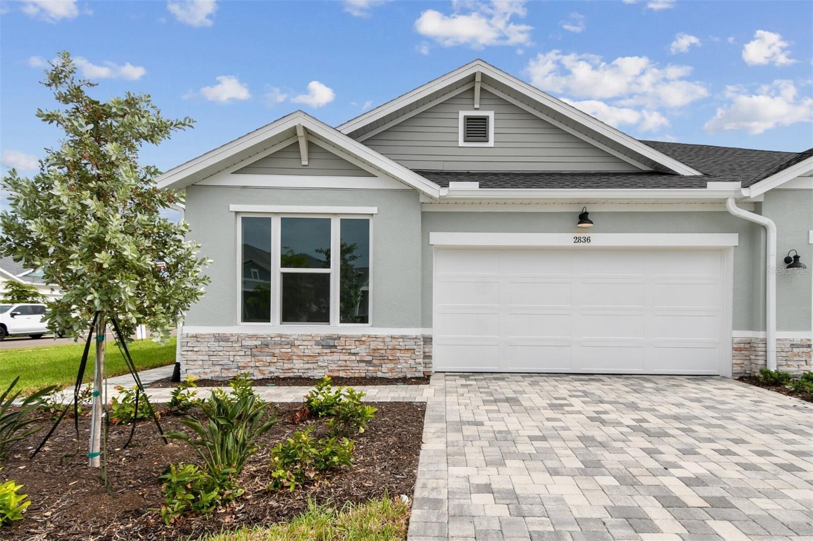 2836 Marrakesh Ln photo 1