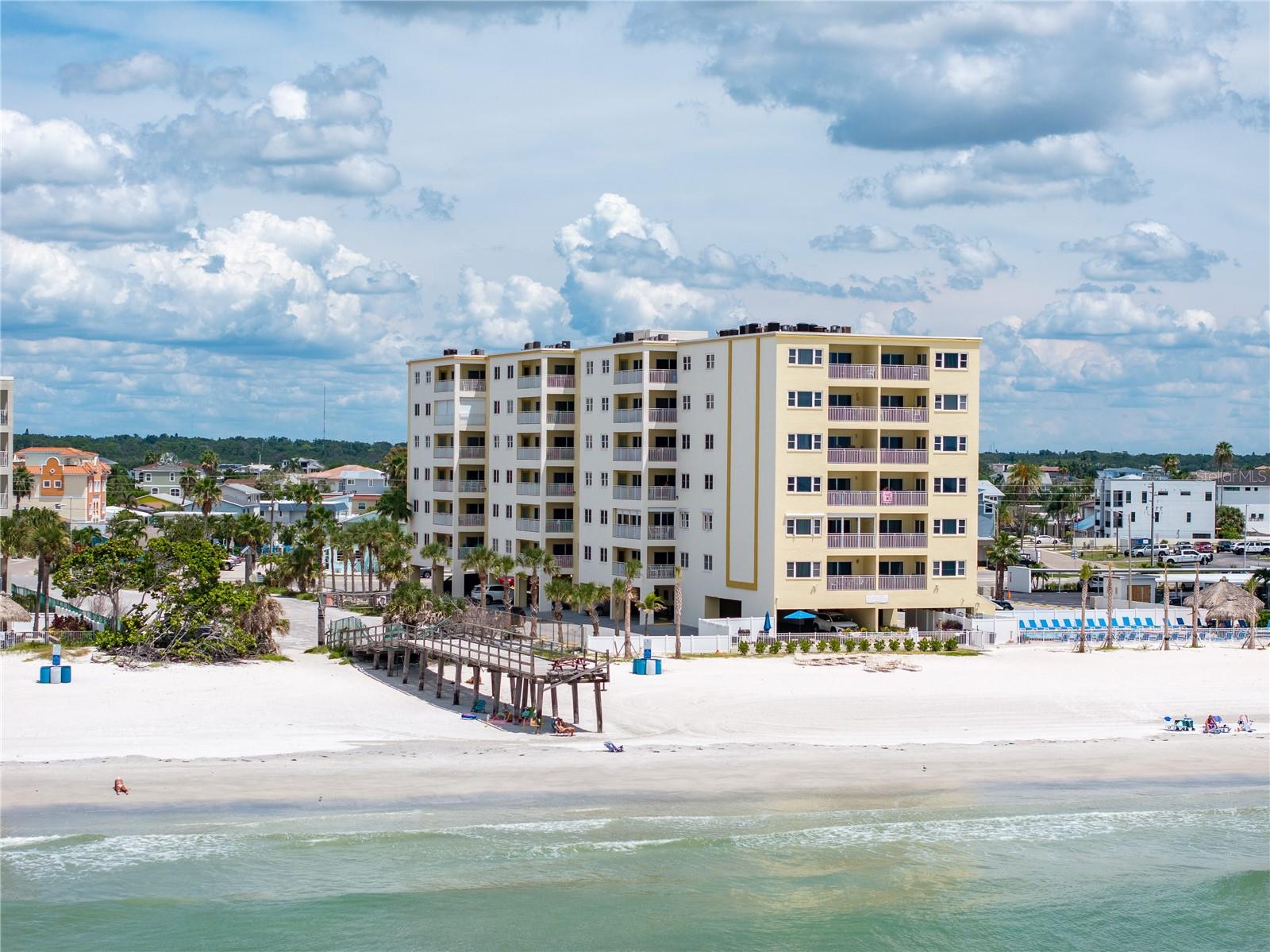 17450 Gulf Blvd #206 photo 1