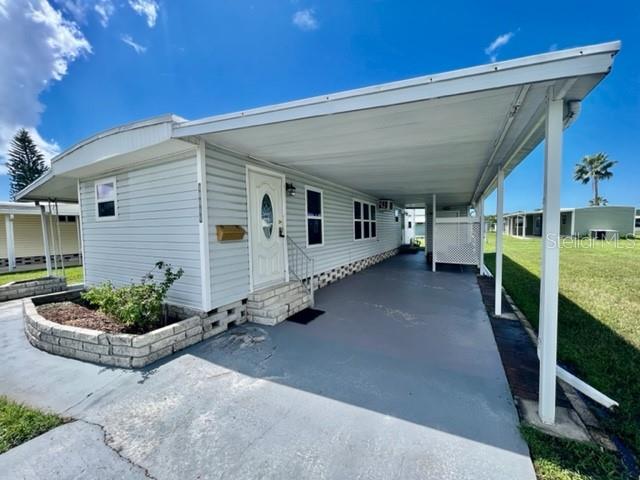 10819 London Dr photo 1