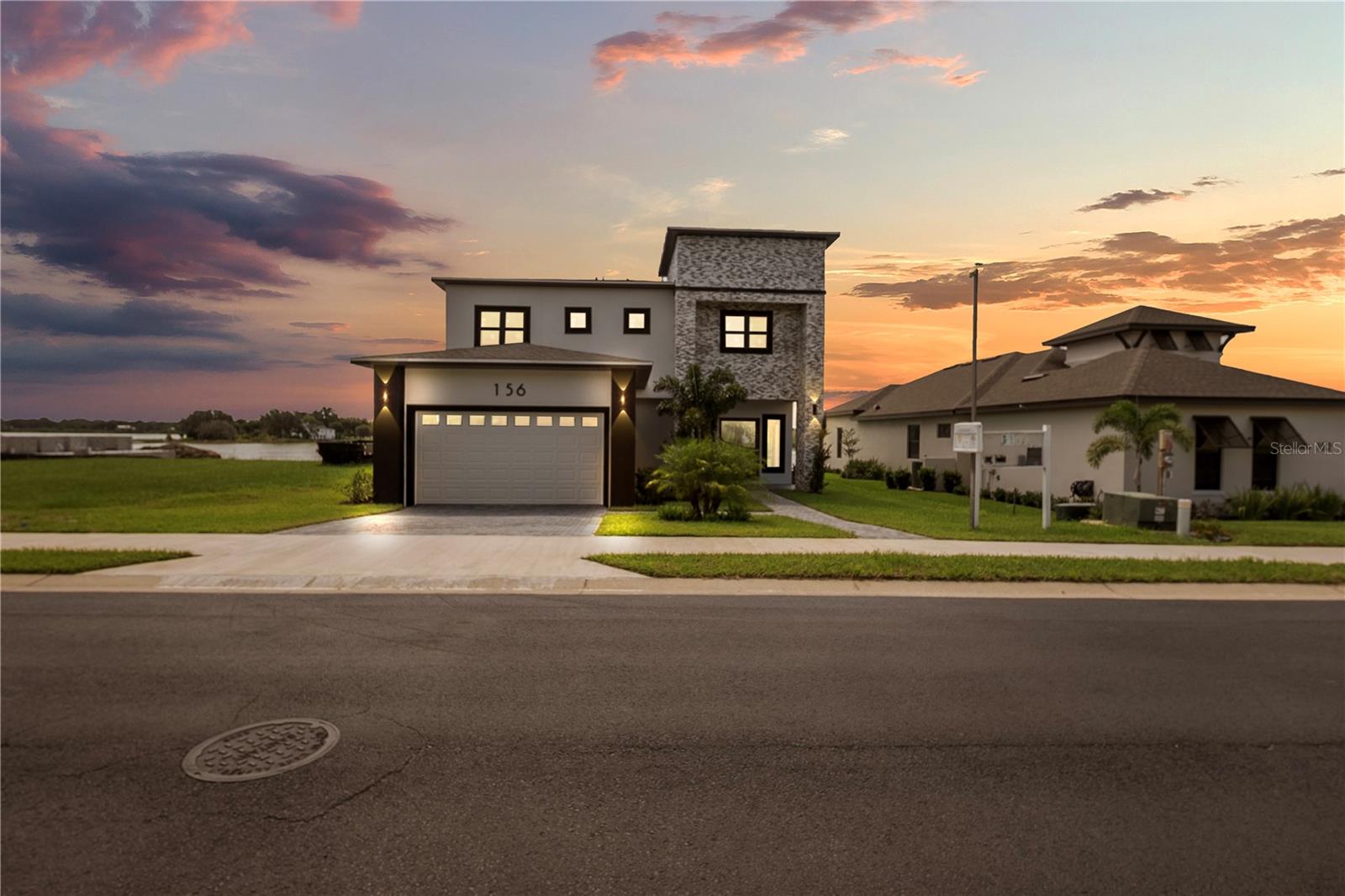 156 Caladium Ave photo 1