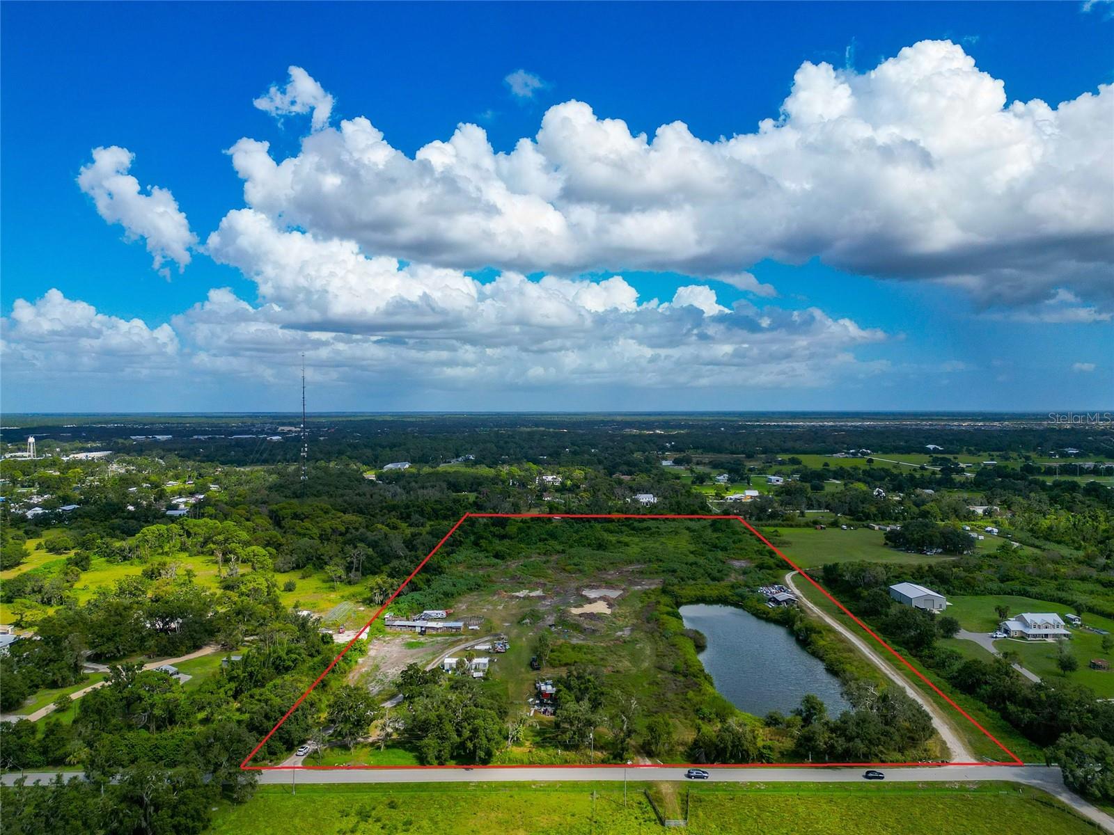 301 East Rd photo 1