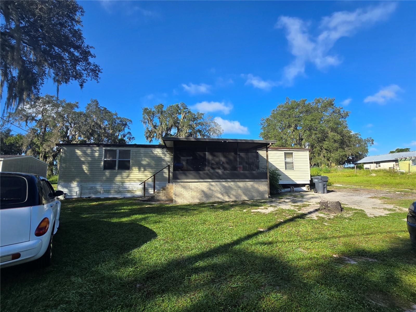 513 Smith Rd photo 1