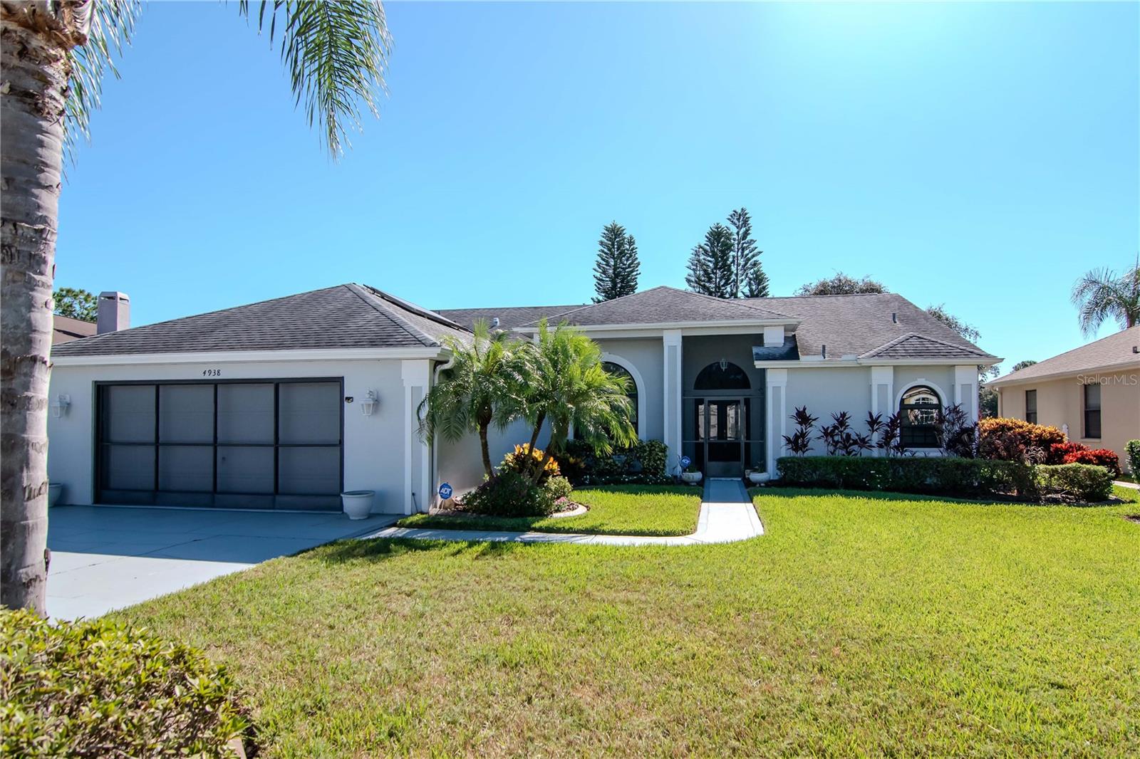 4938 Yellowstone Dr photo 1