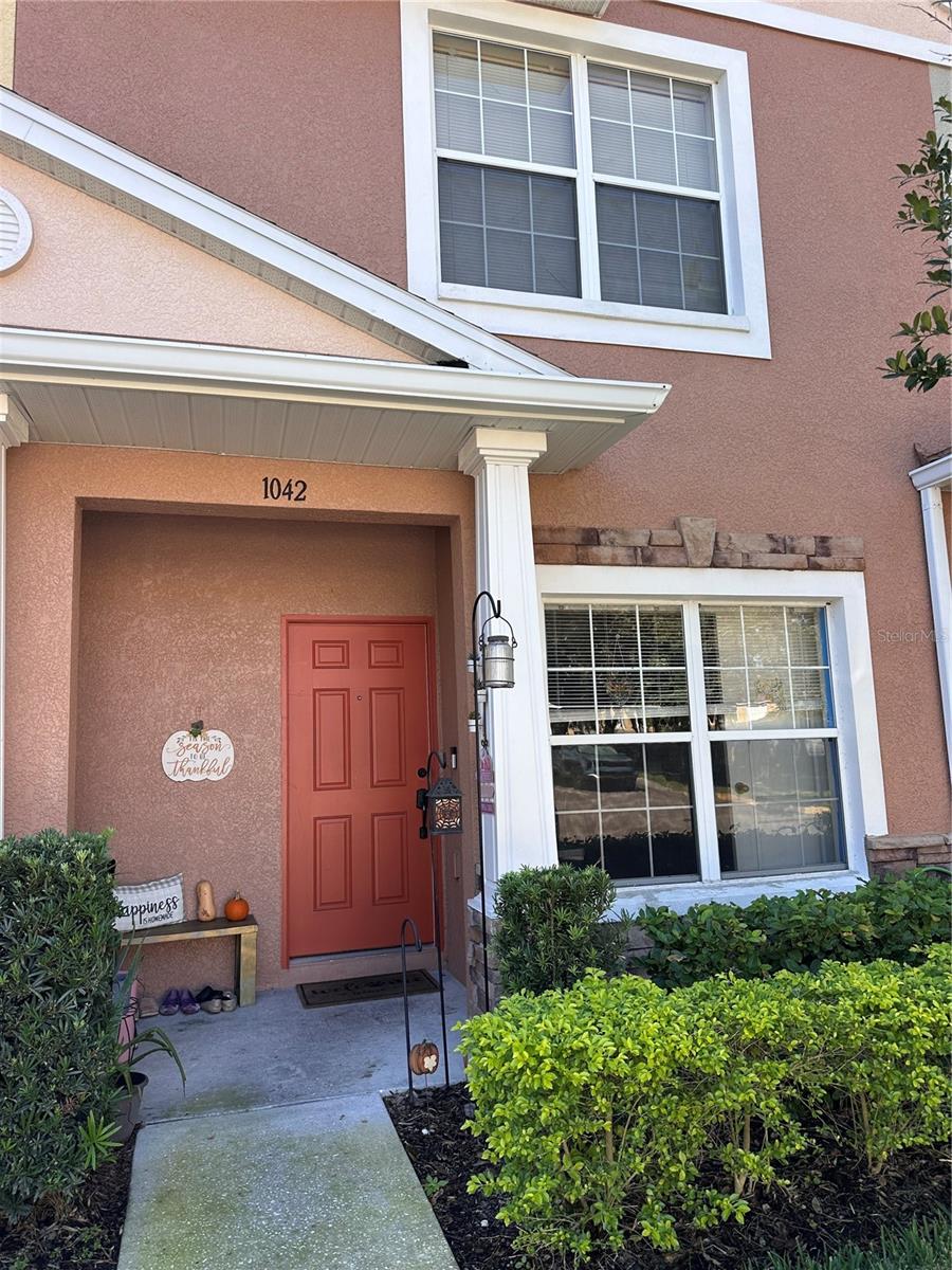 1042 N Sleepy Oak Dr photo 1
