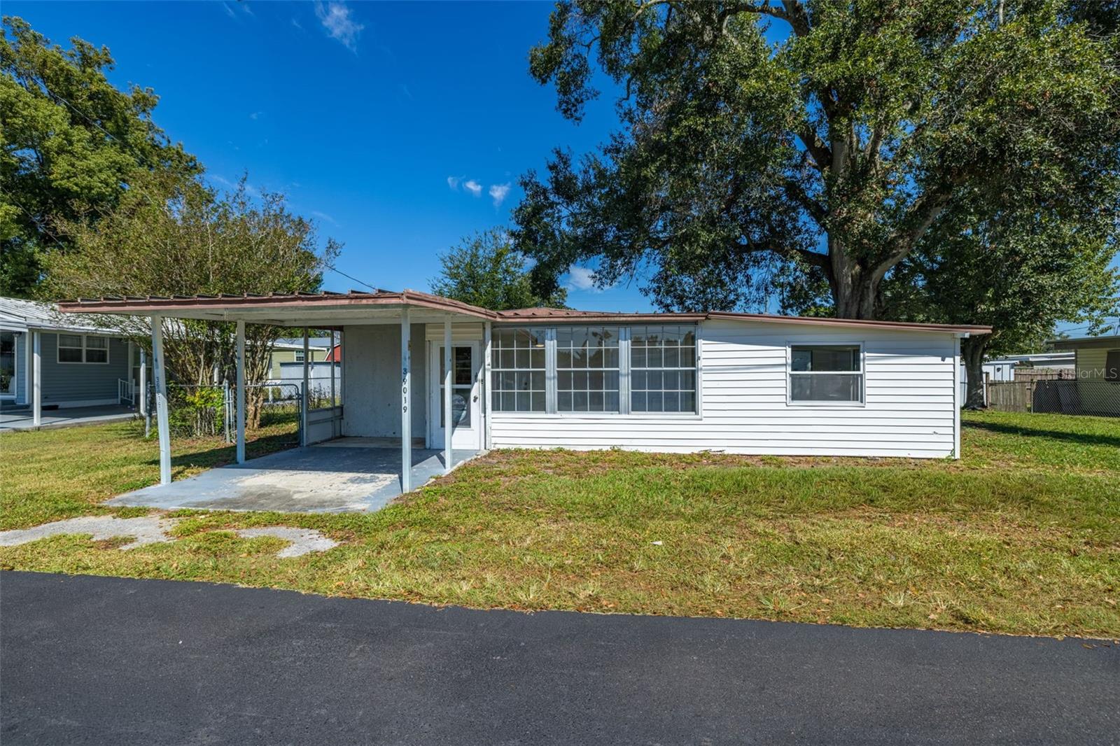 39019 Heath Dr photo 1