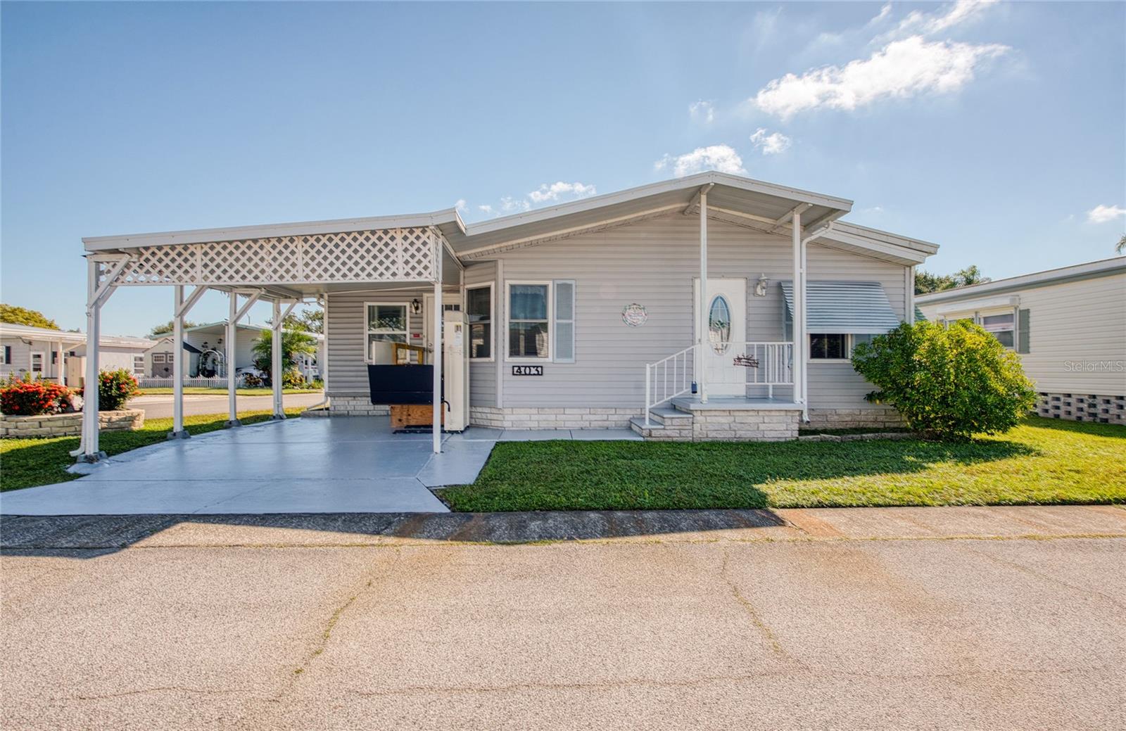 403 Blue Marlin Dr photo 1
