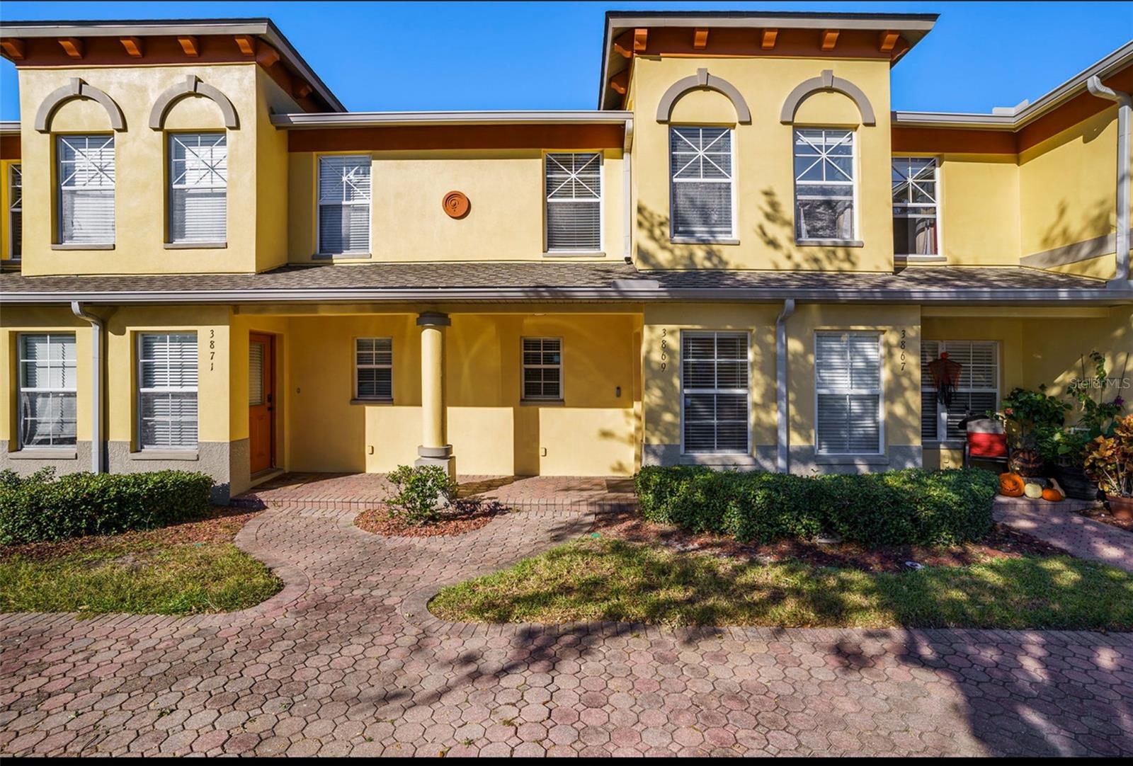 3869 Island Way photo 1