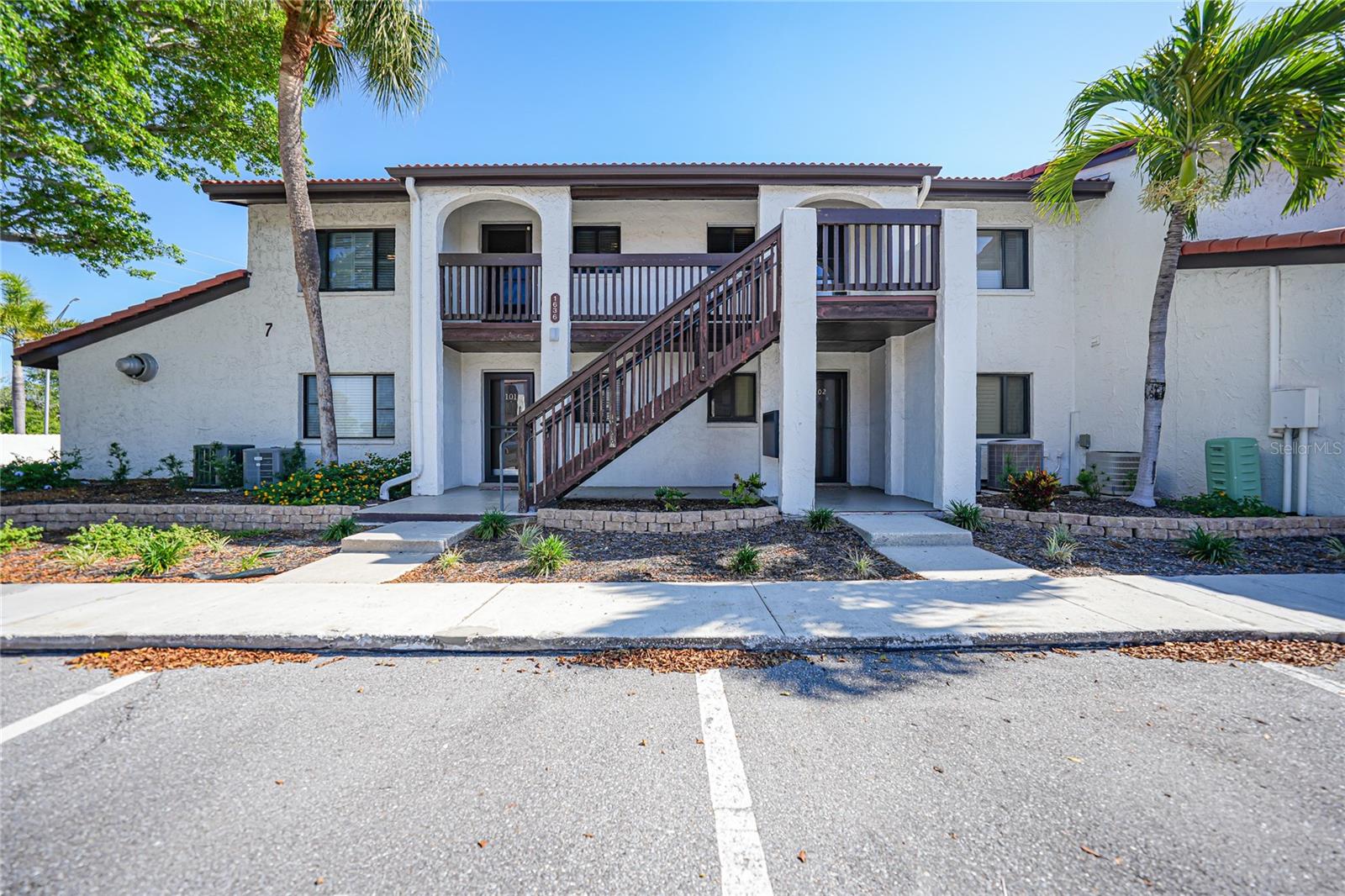 1636 Stickney Point Rd #36-201 photo 1