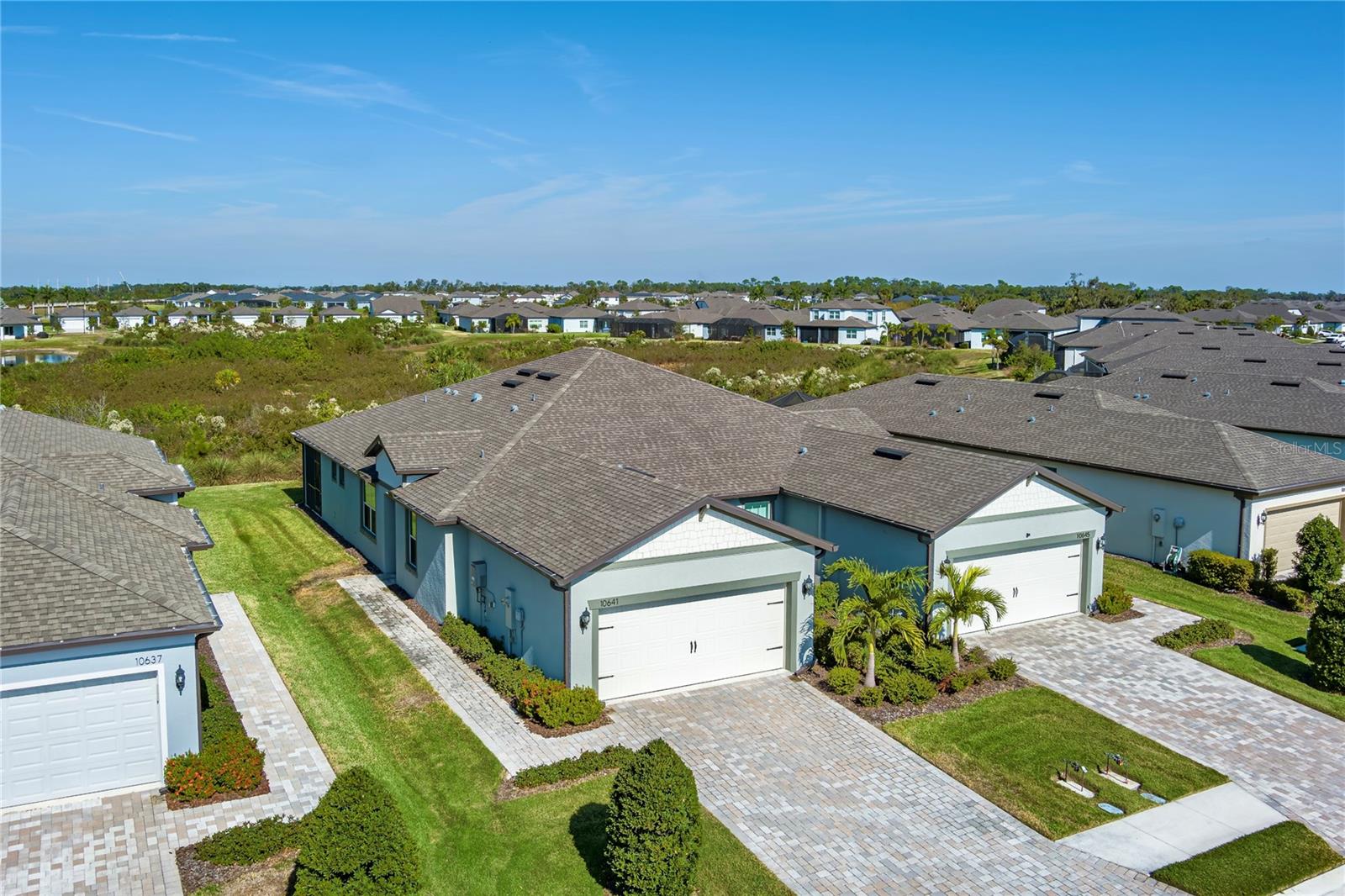 10641 Spring Tide Way photo 1