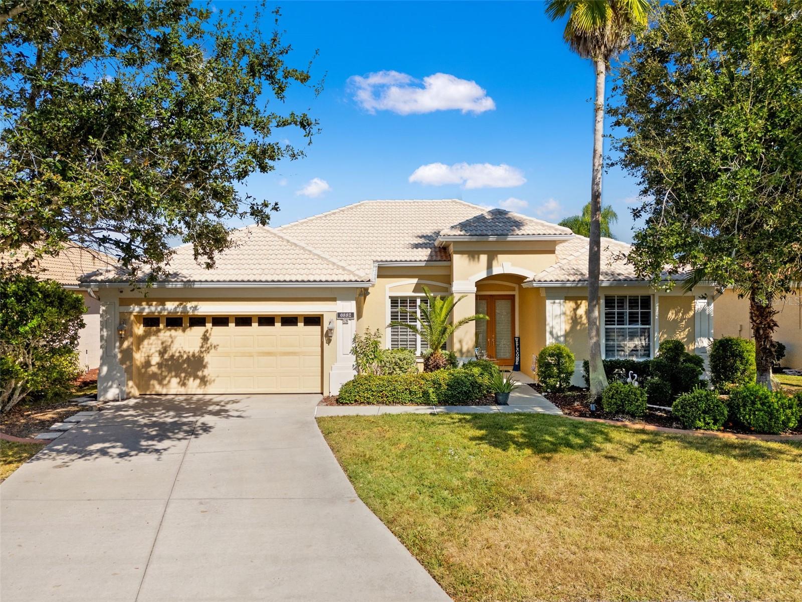 6882 Tailfeather Way photo 1