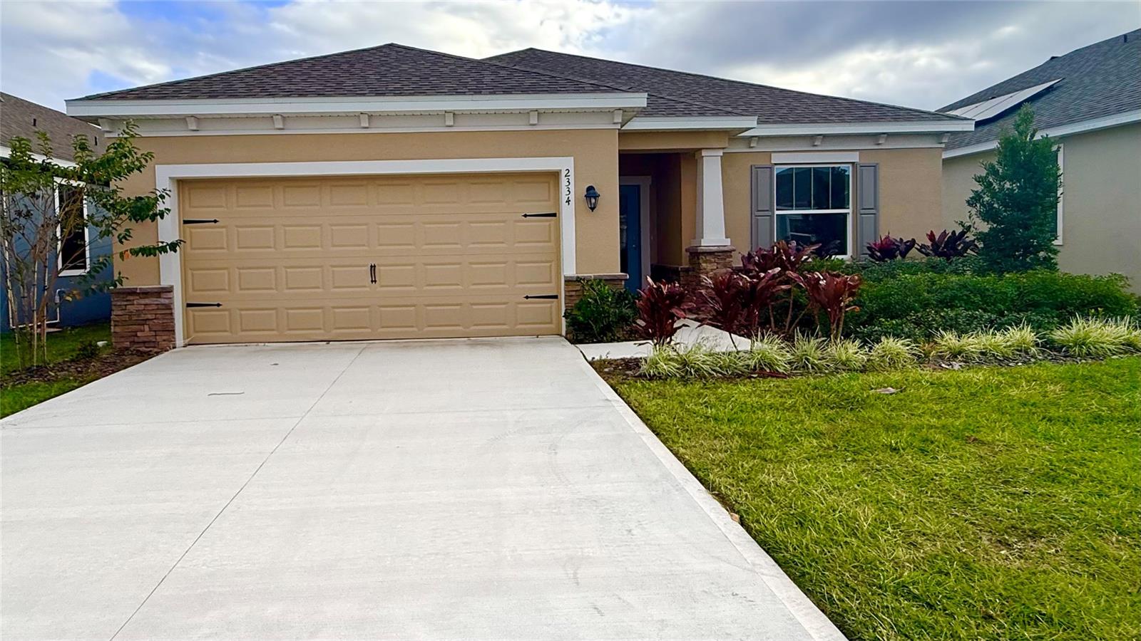 2334 Selenia St photo 1
