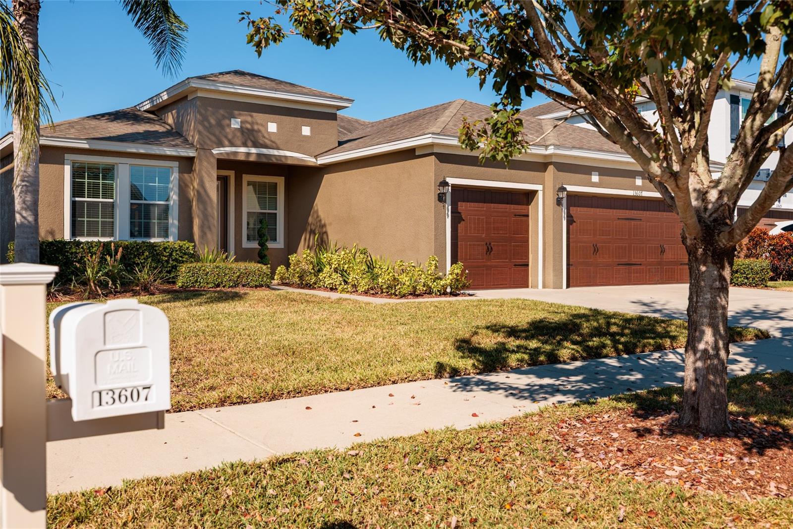 13607 Artesa Bell Dr photo 1