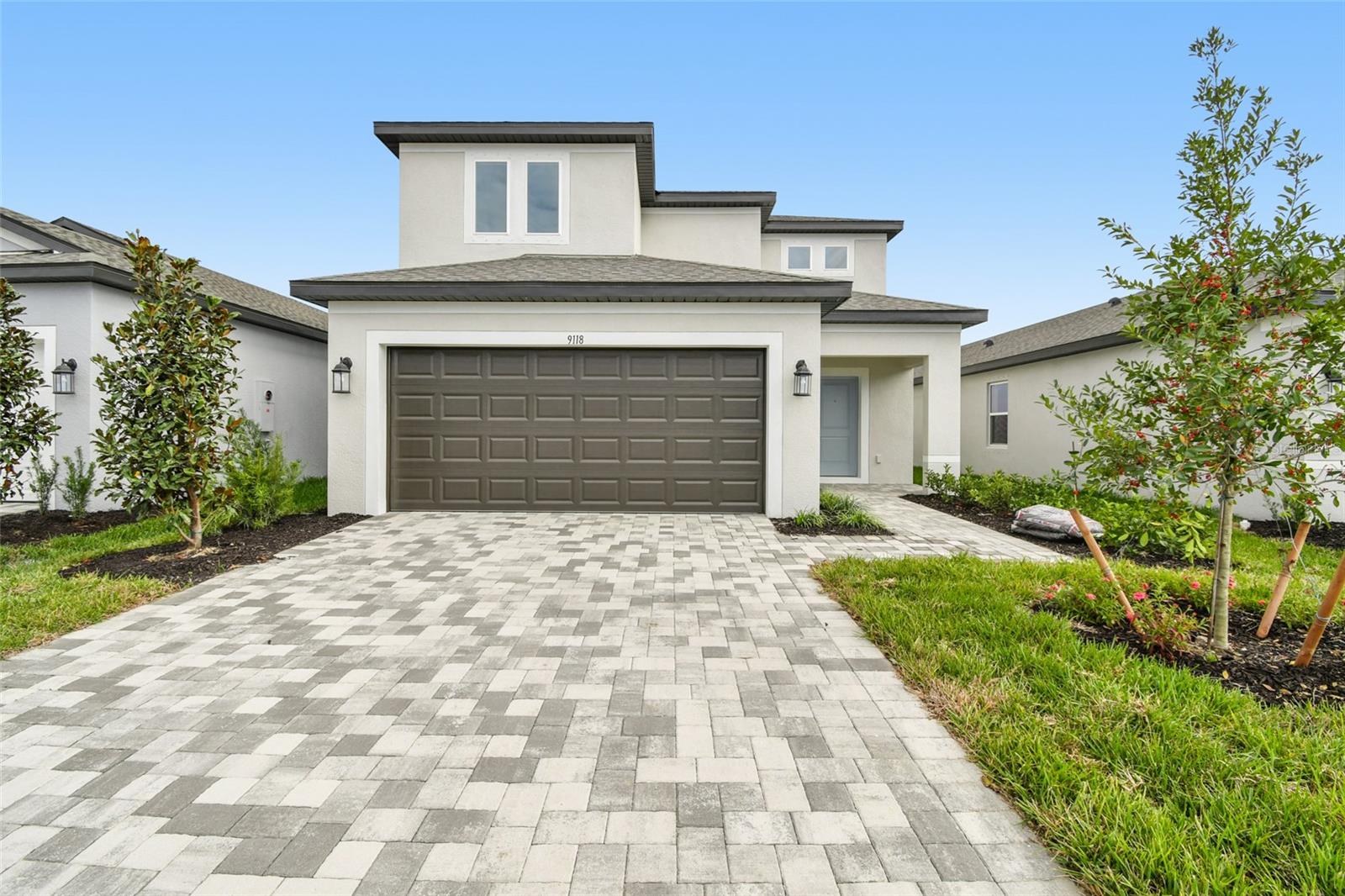 9118 Optimist Way photo 1
