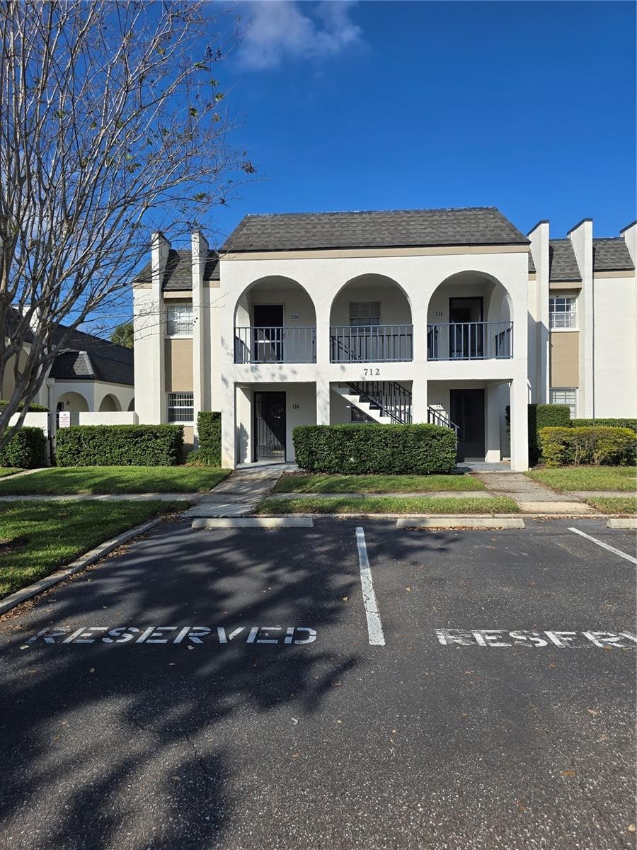712 Oakgrove Dr #230 photo 1