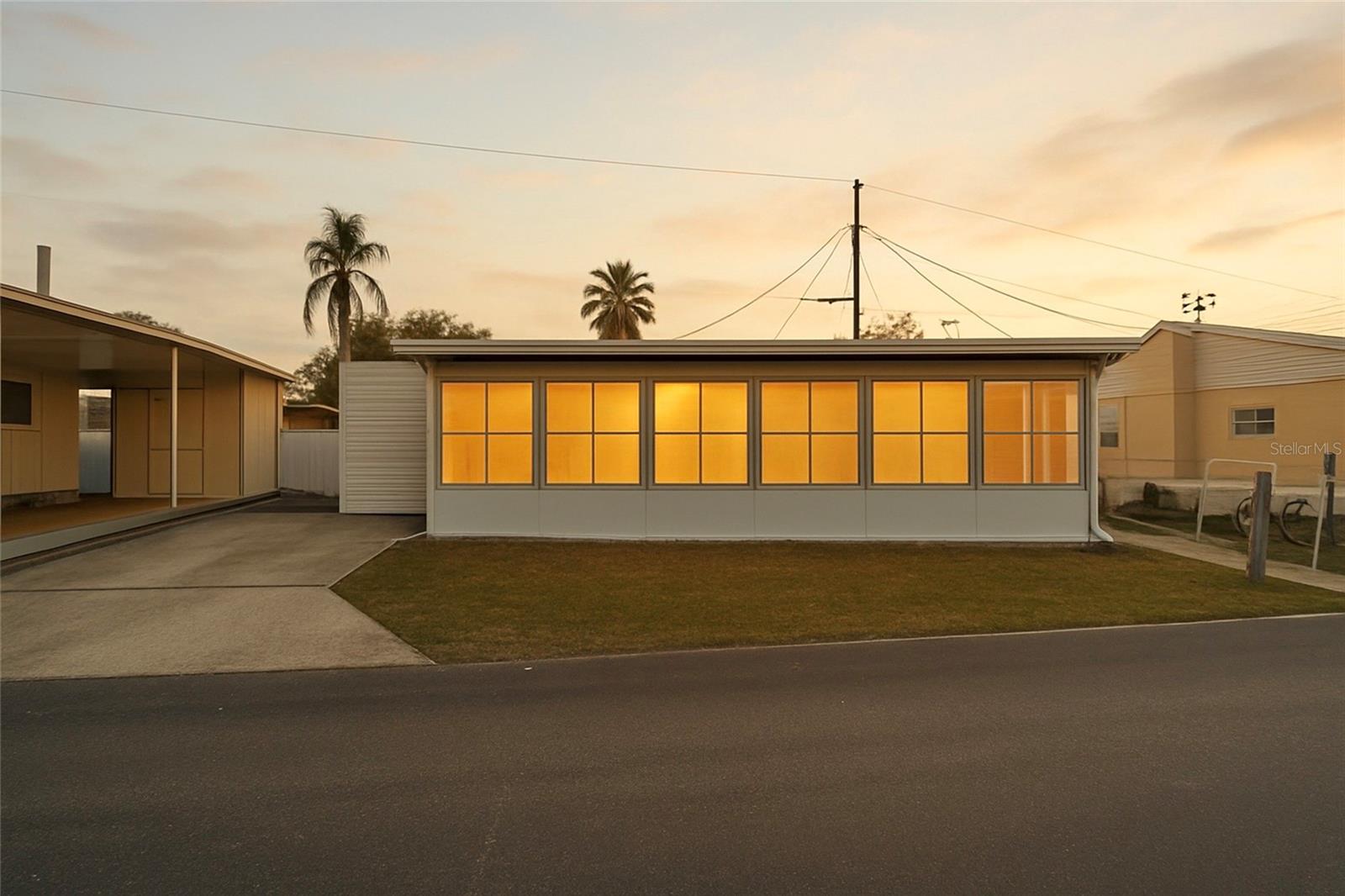12766 Seminole Blvd #3 photo 1