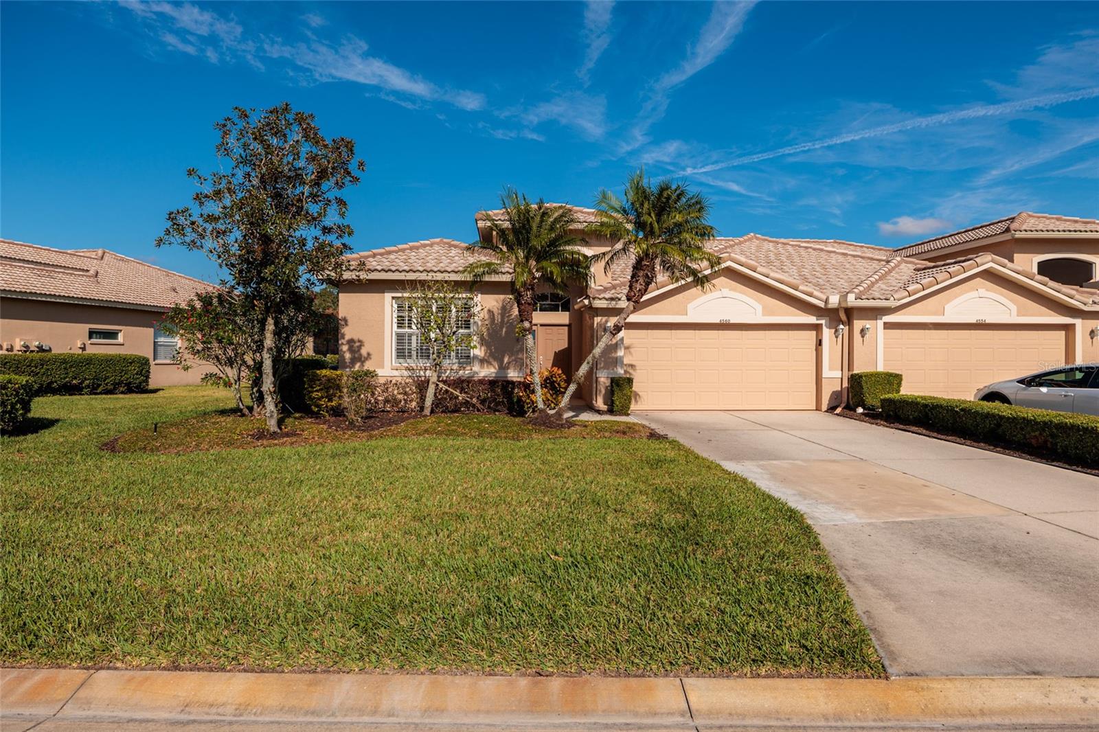 4560 Legacy CT photo 1