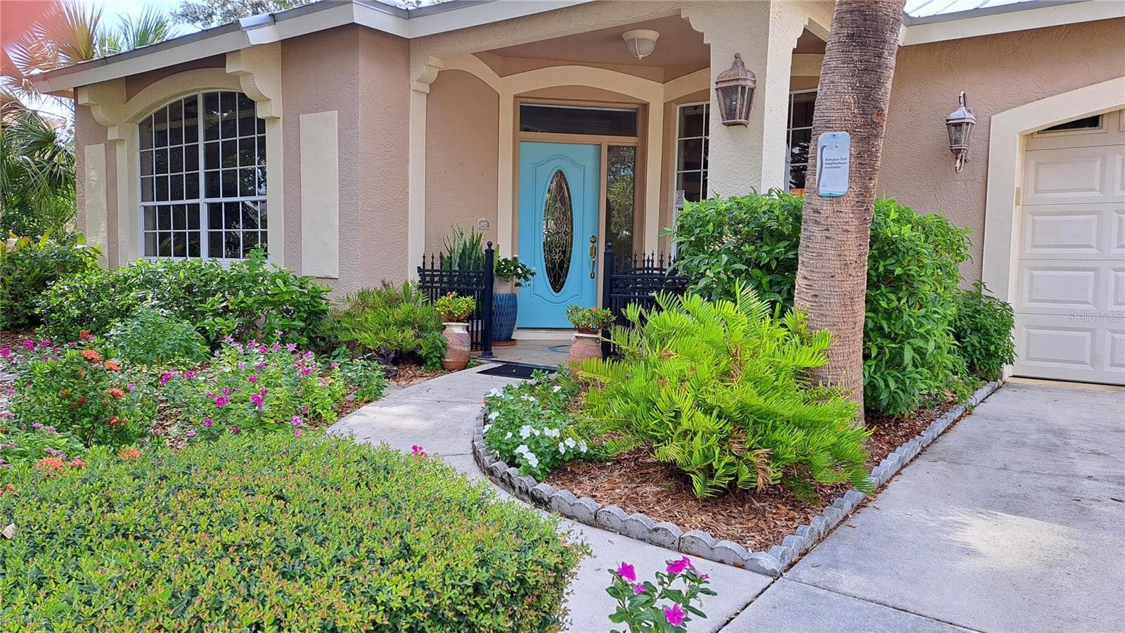 2377 Burton Ln photo 1