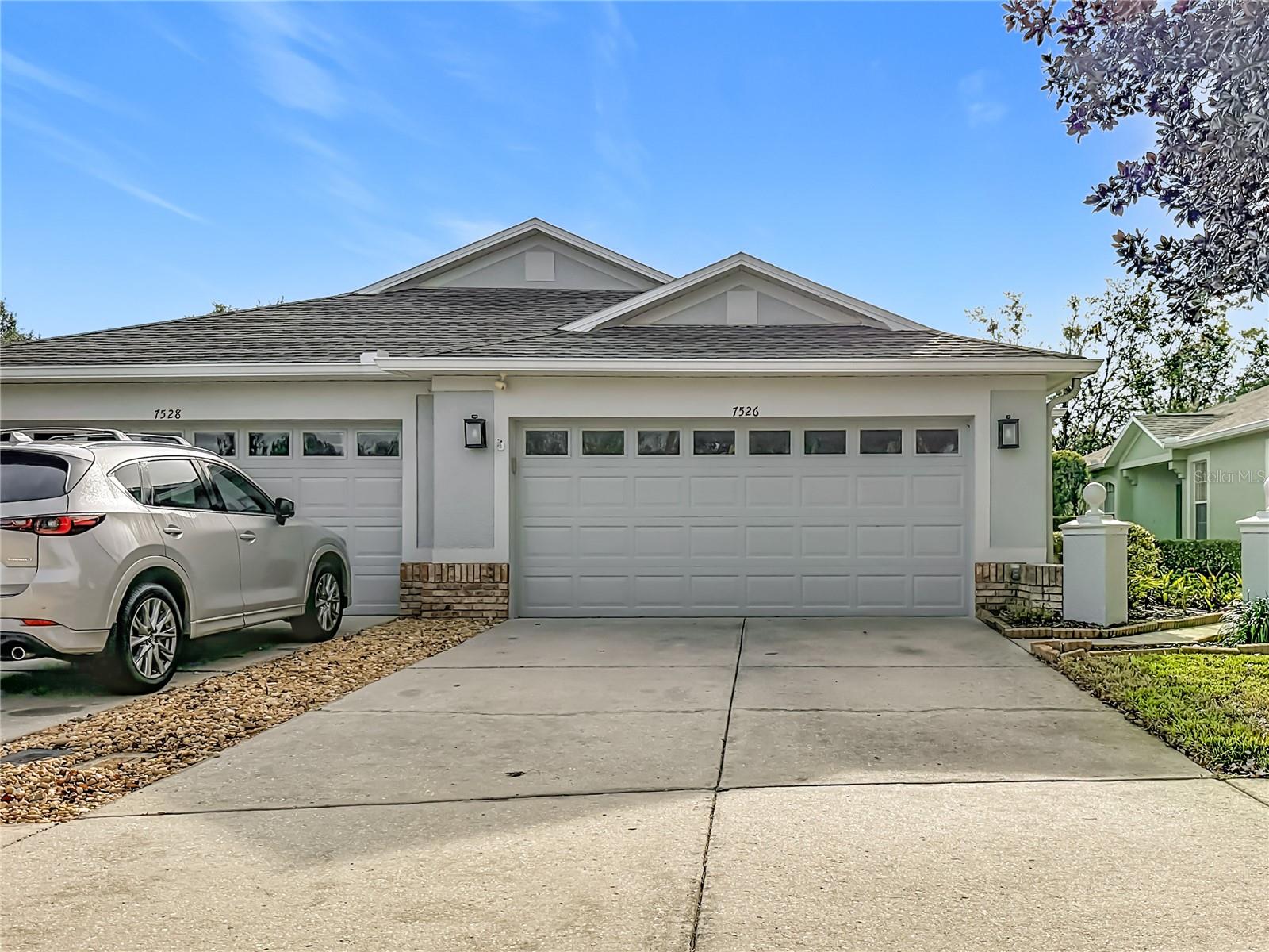 7526 Deer Path Ln photo 1