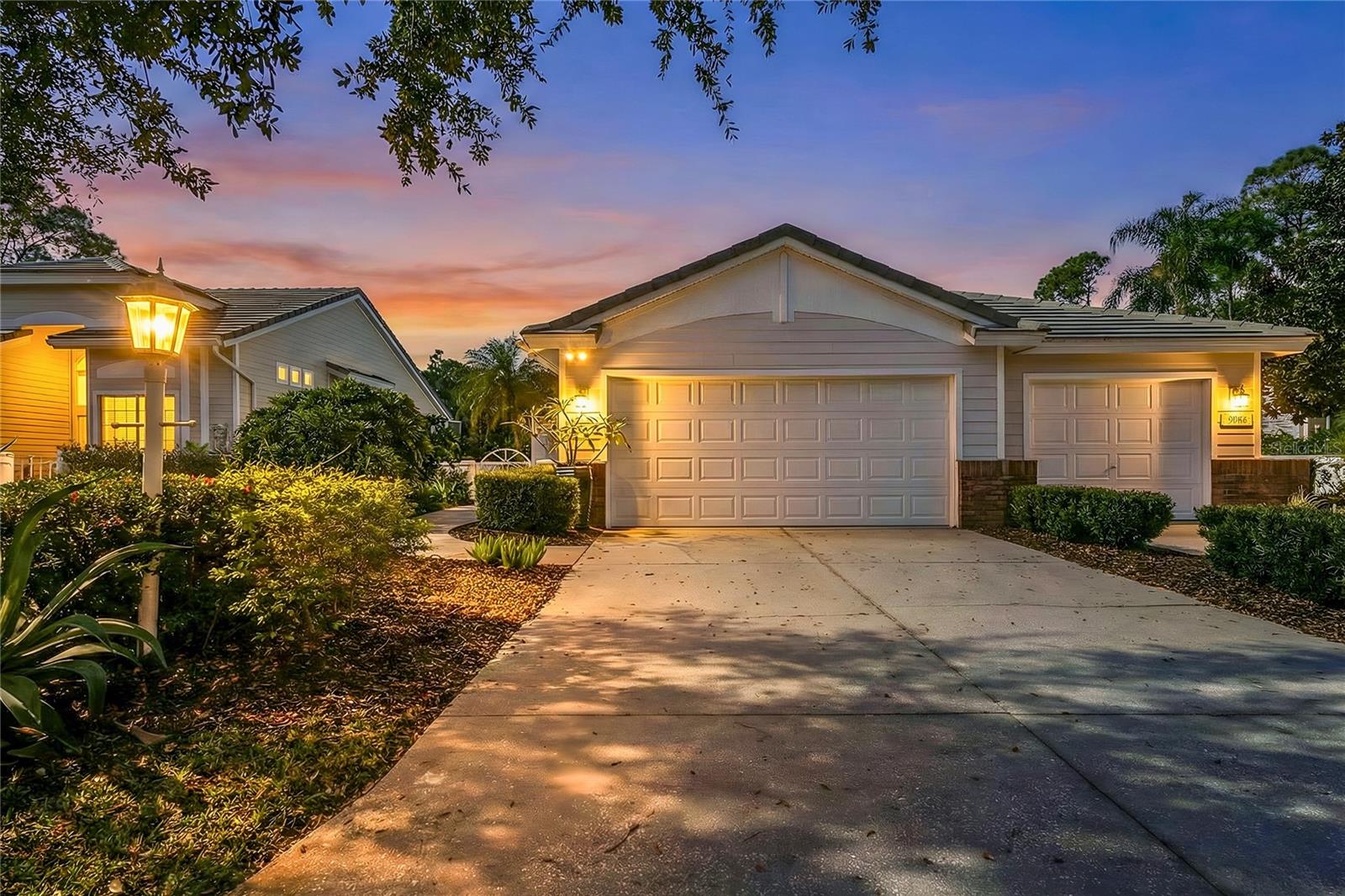 7608 Whitebridge Gln photo 1
