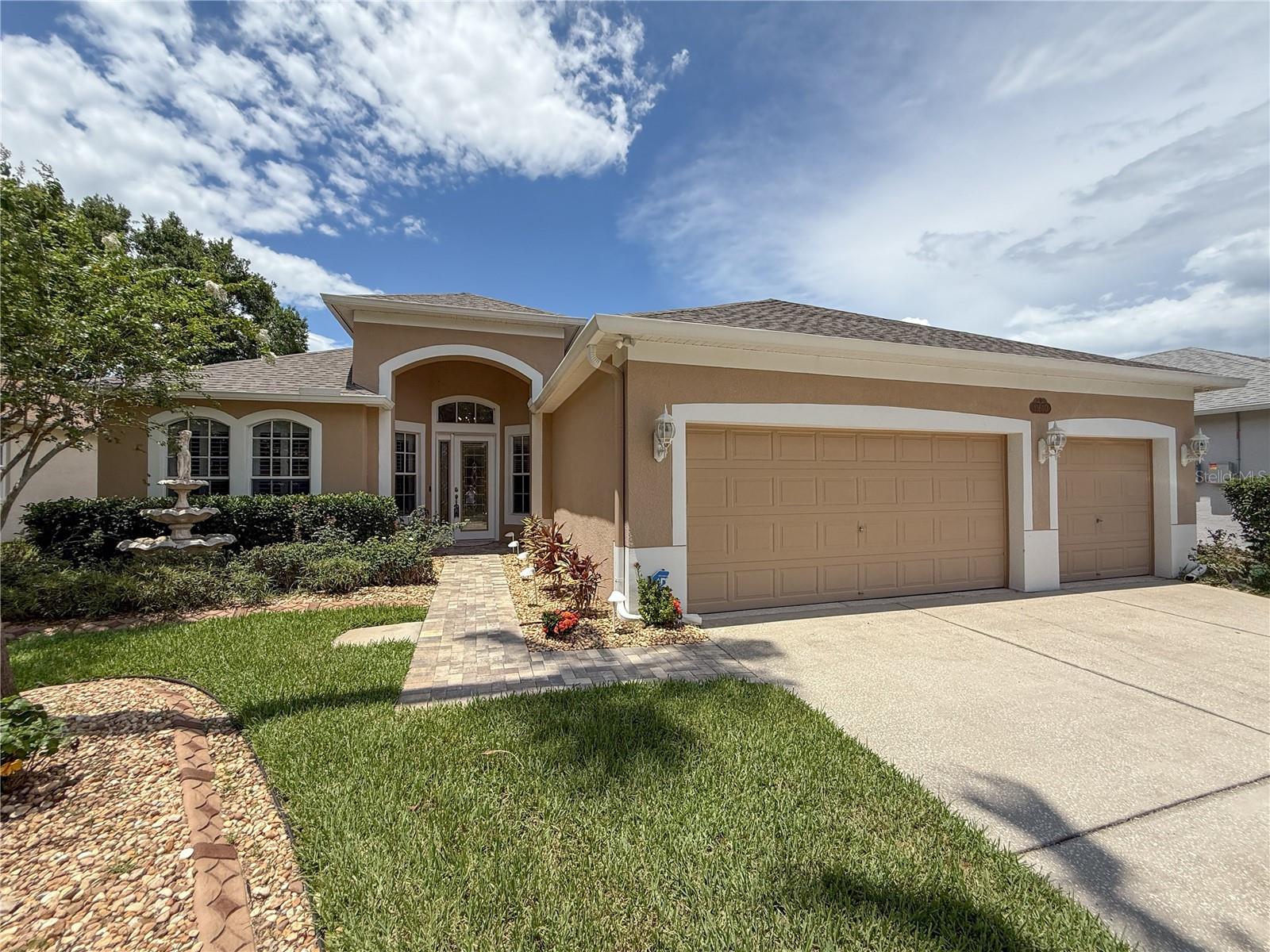 11610 Grove Arcade Dr photo 1