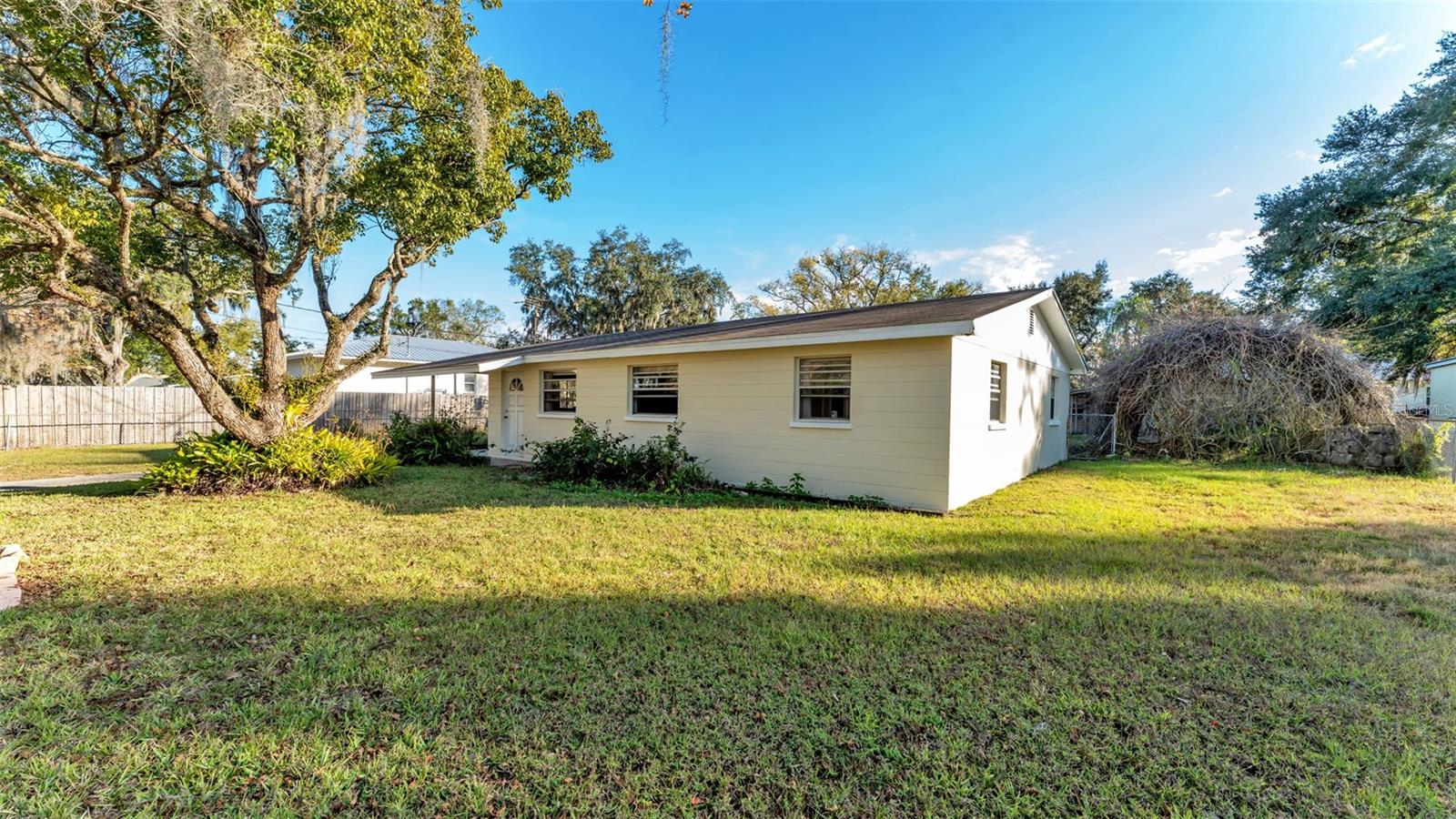 2632 Shadywood Pl photo 1