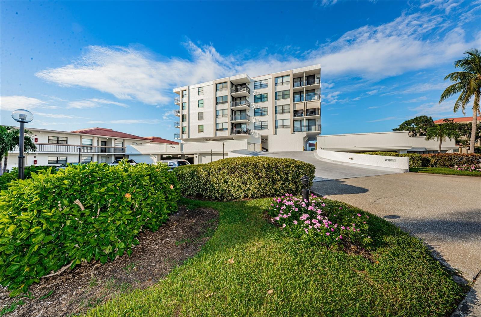 6210 Sun Blvd #408 photo 1