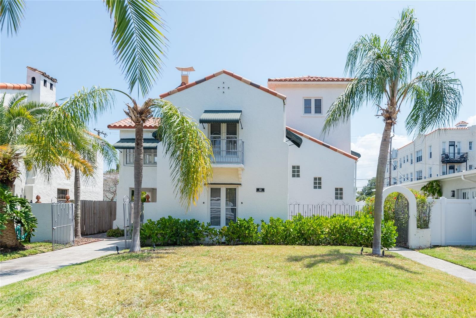 53 Albemarle Ave