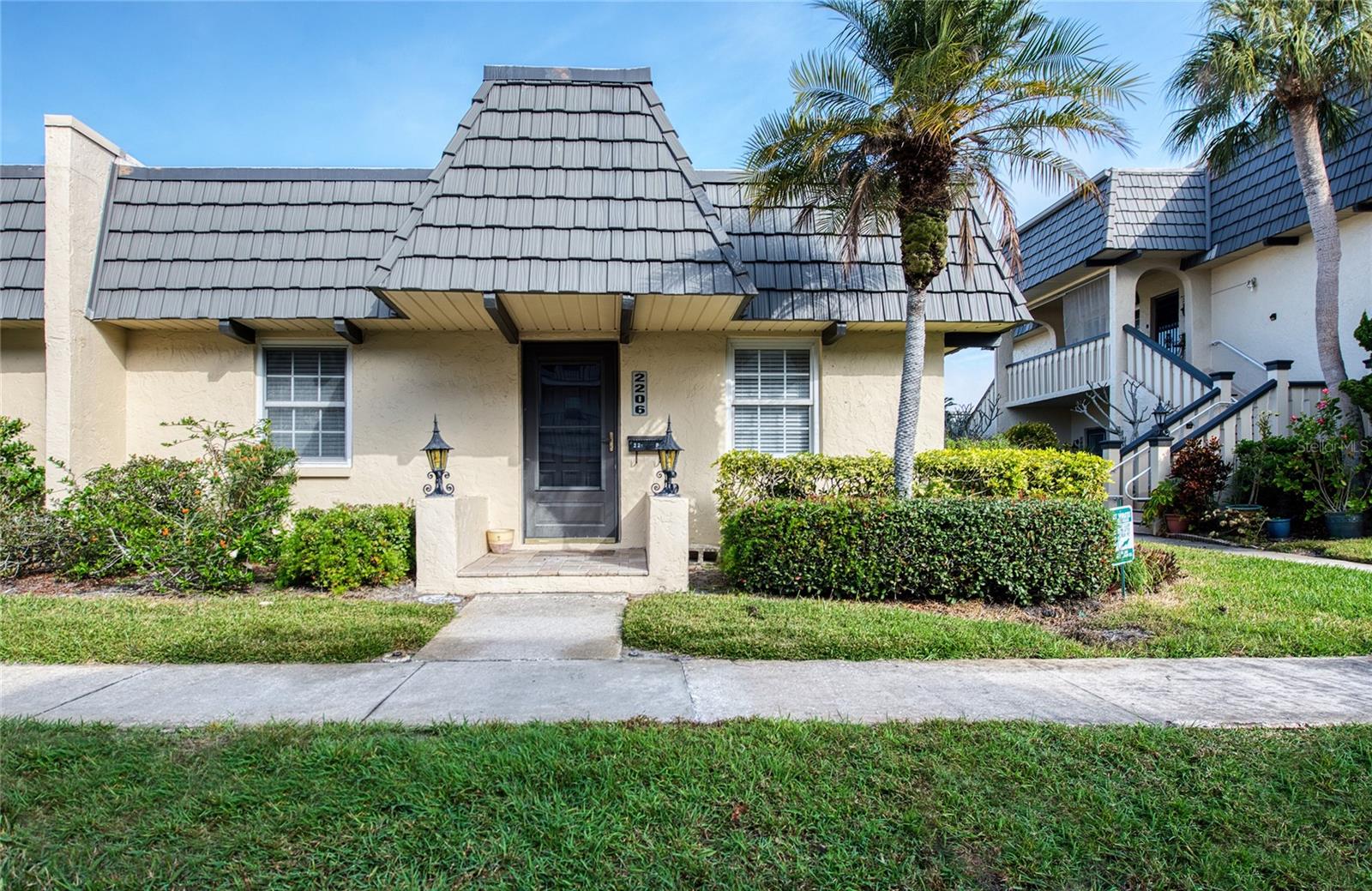 2206 Cordova Grn photo 1