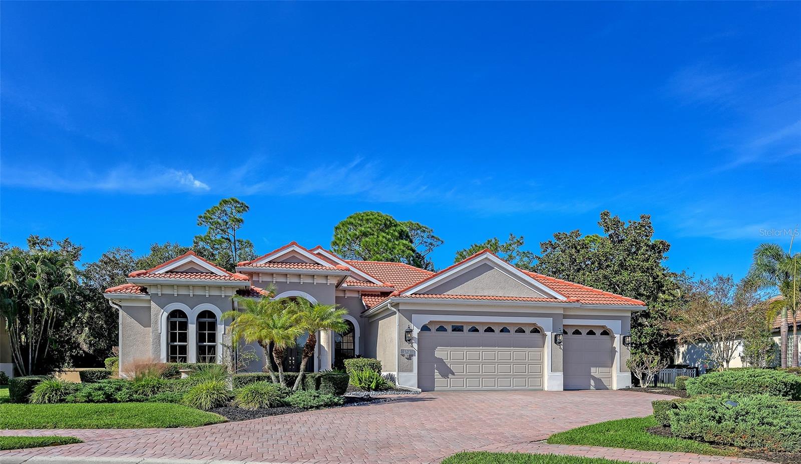 4511 Tuscana Dr photo 1