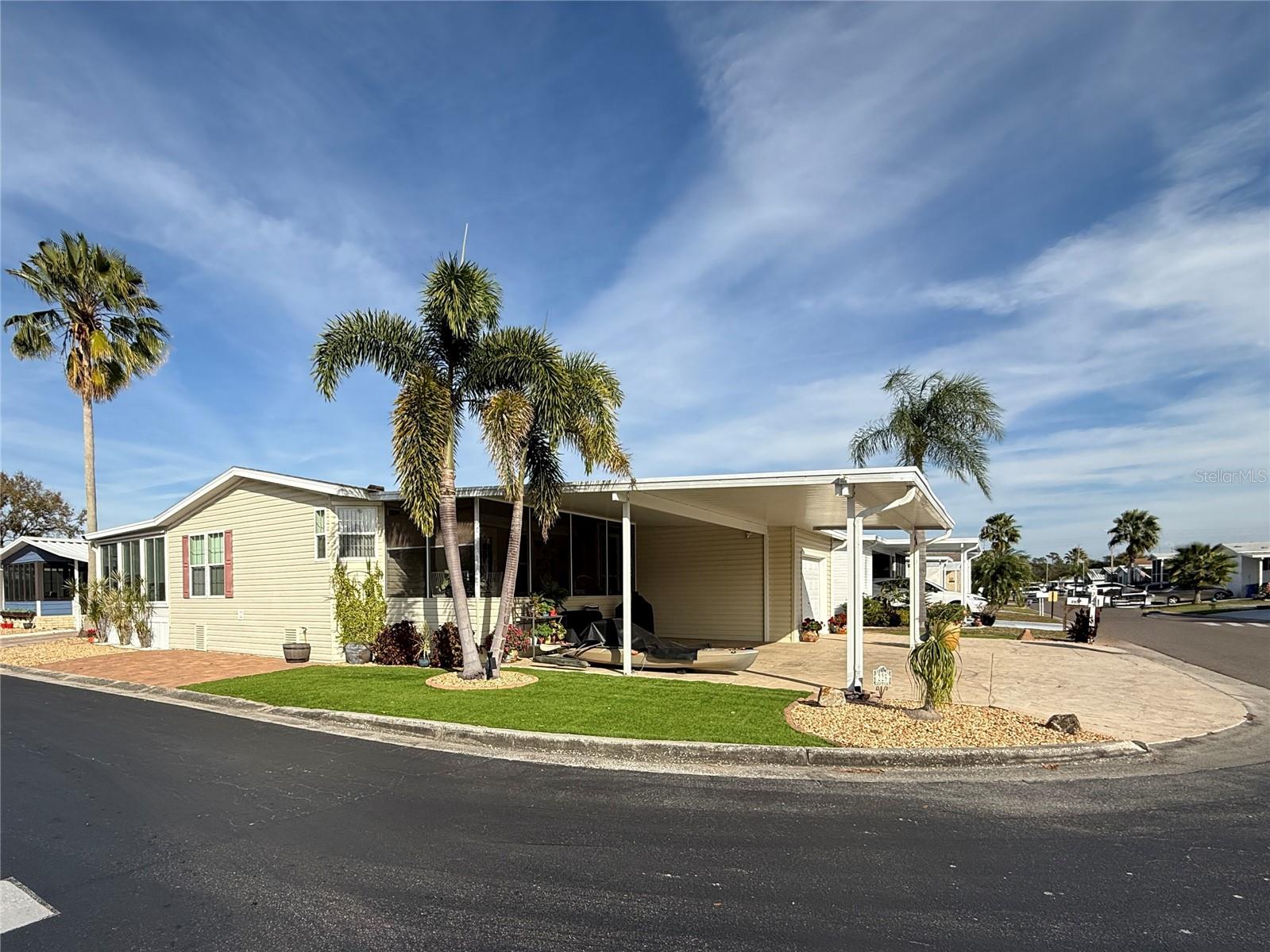 225 S Port Royal Ln photo 1