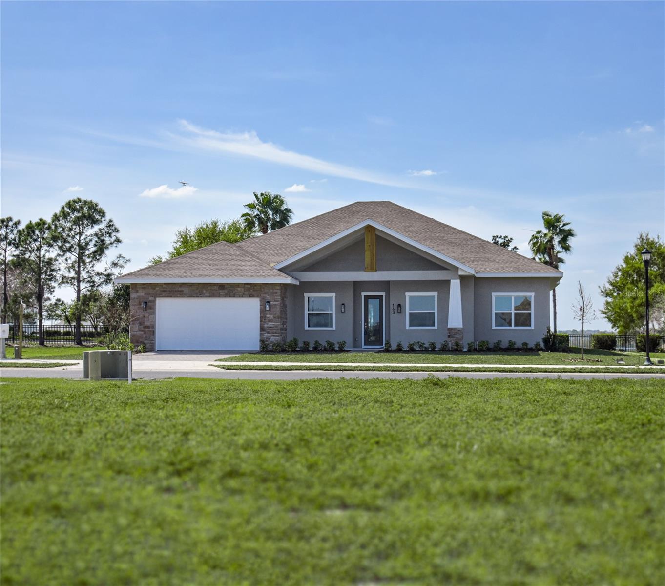 163 Blazing Star Ave photo 1