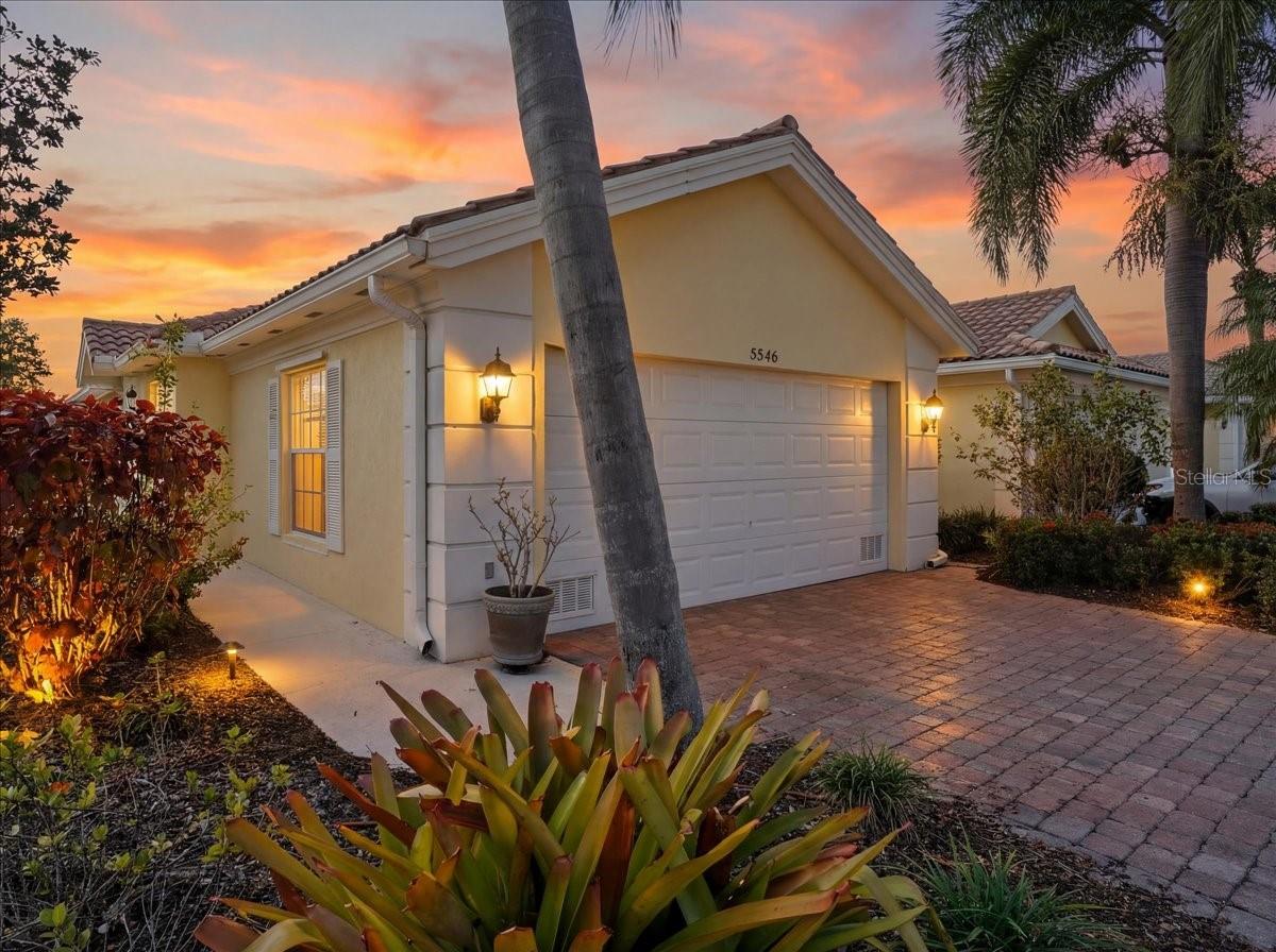 5546 Modena Pl photo 1