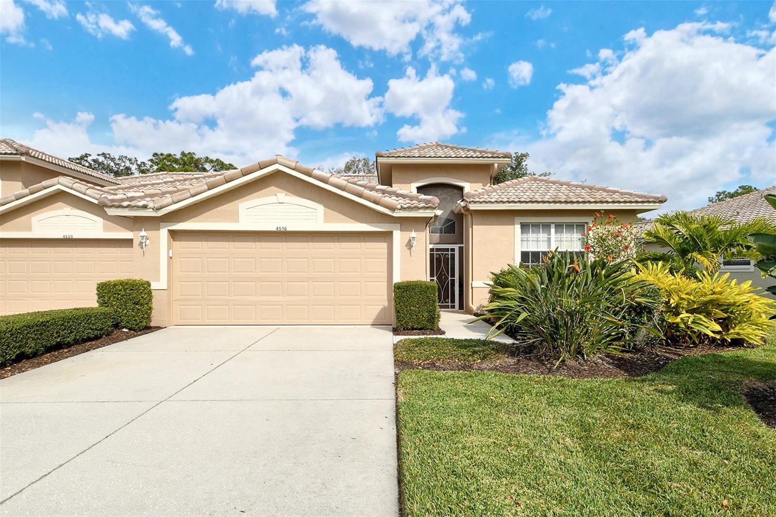 4516 Legacy CT photo 1