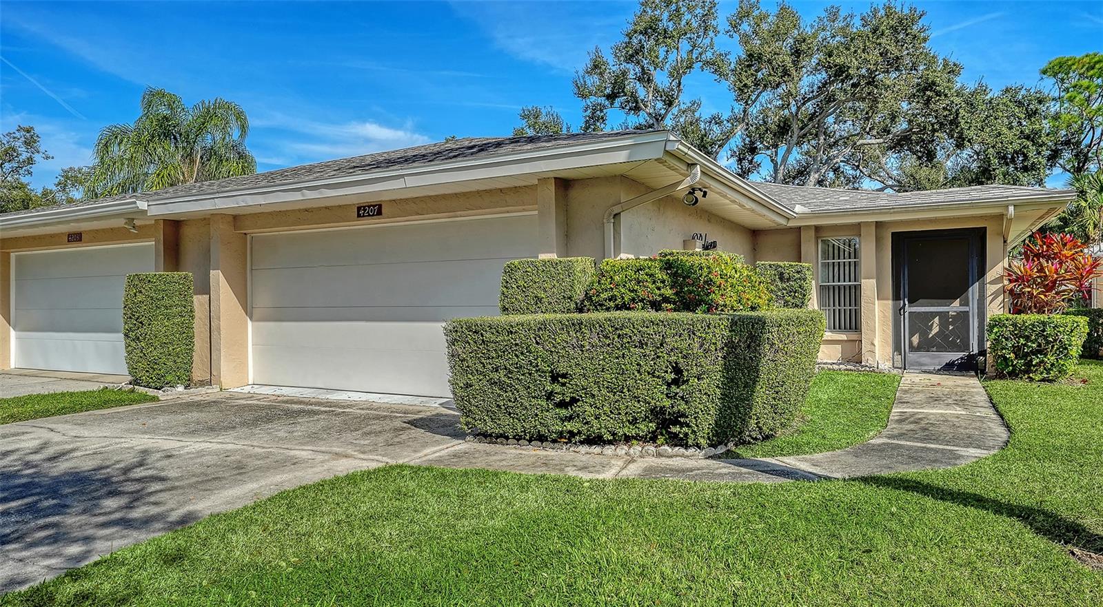 4207 Bowling Green Cir #35 photo 1
