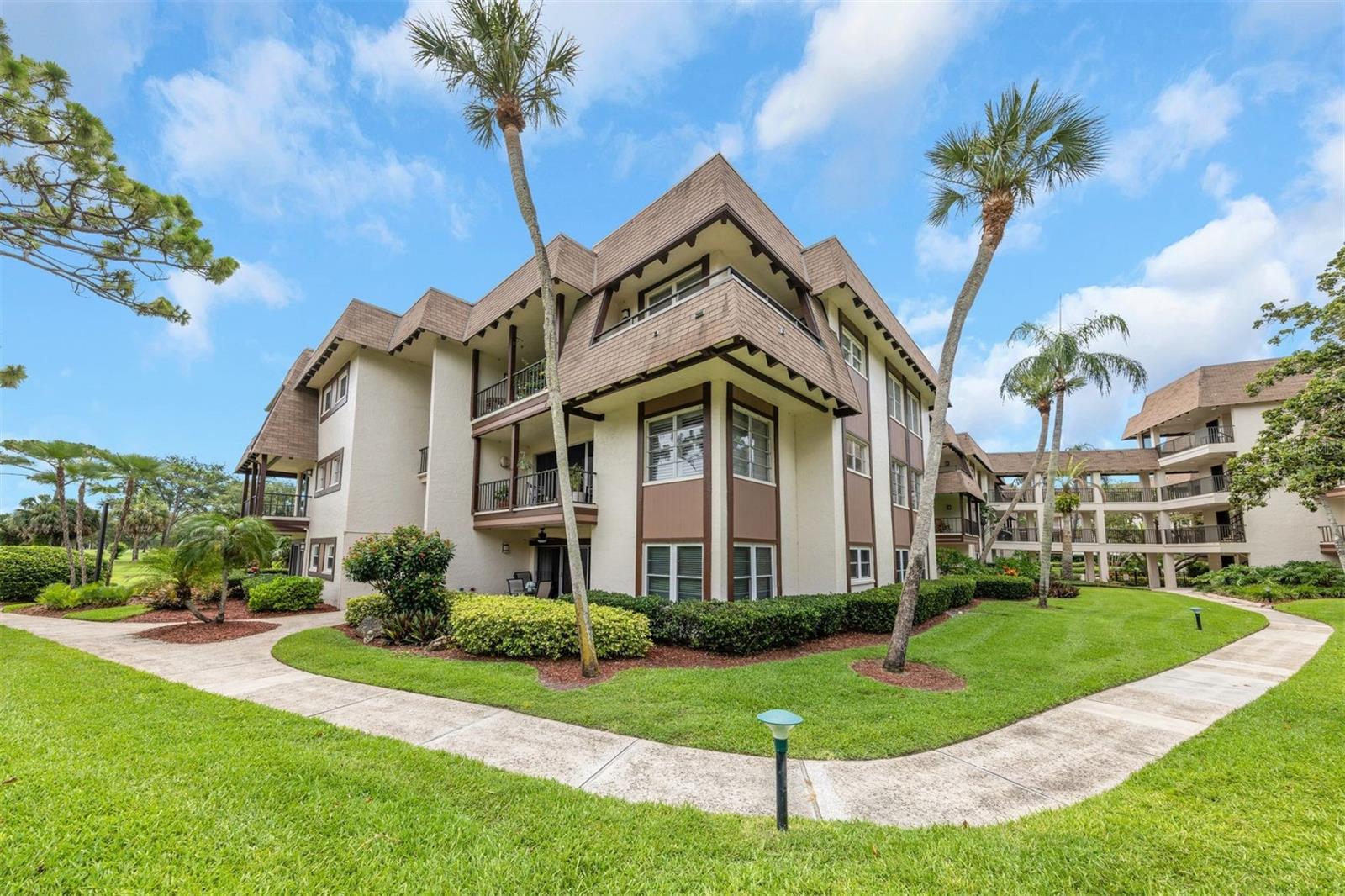 3035 Countryside Blvd #16B photo 1