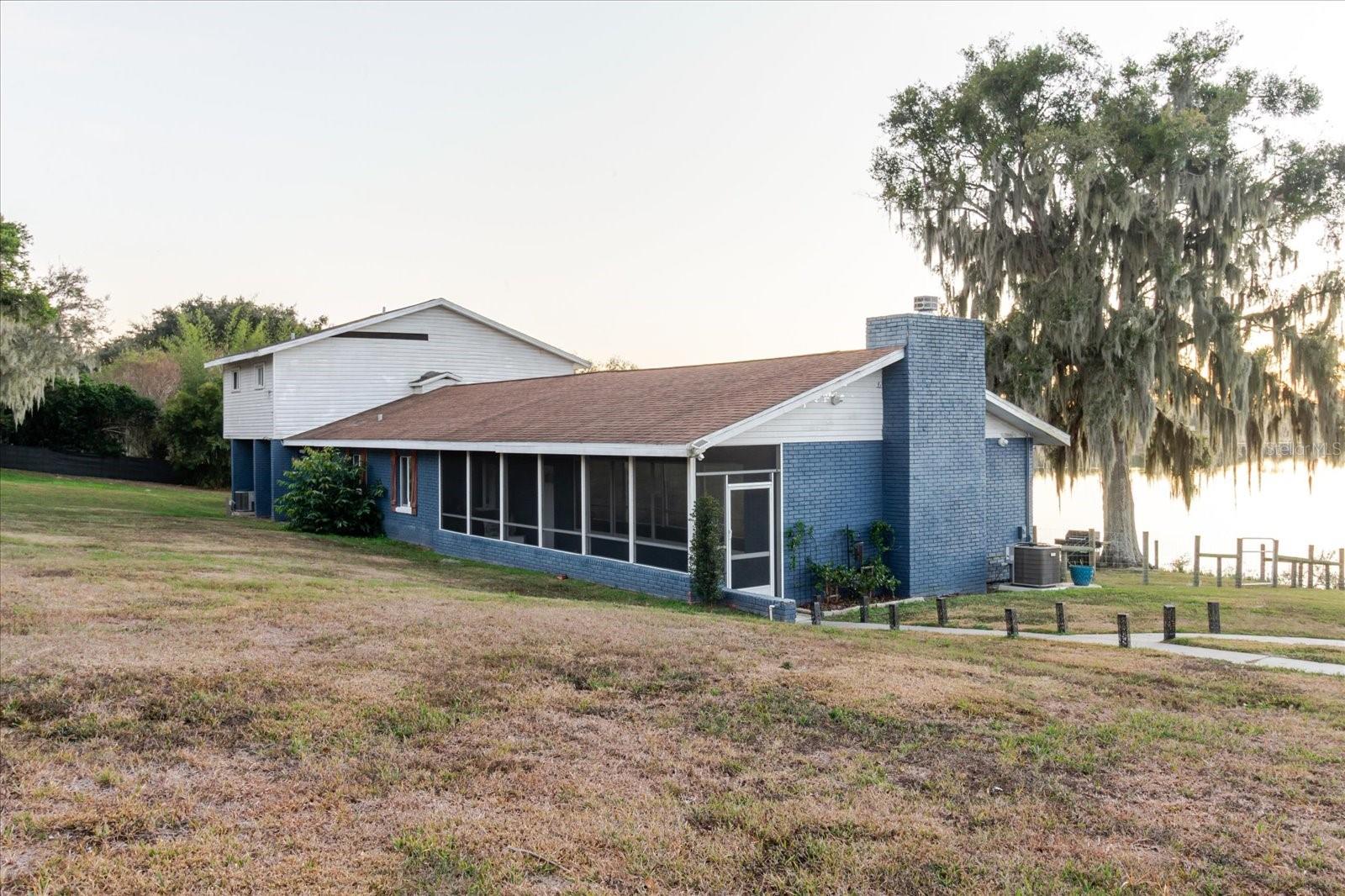 2120 Hurley Dr photo 1