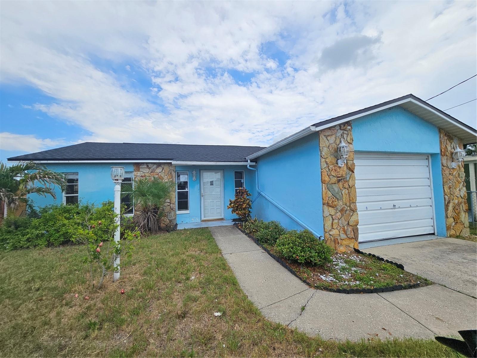 13612 Frances Ave photo 1