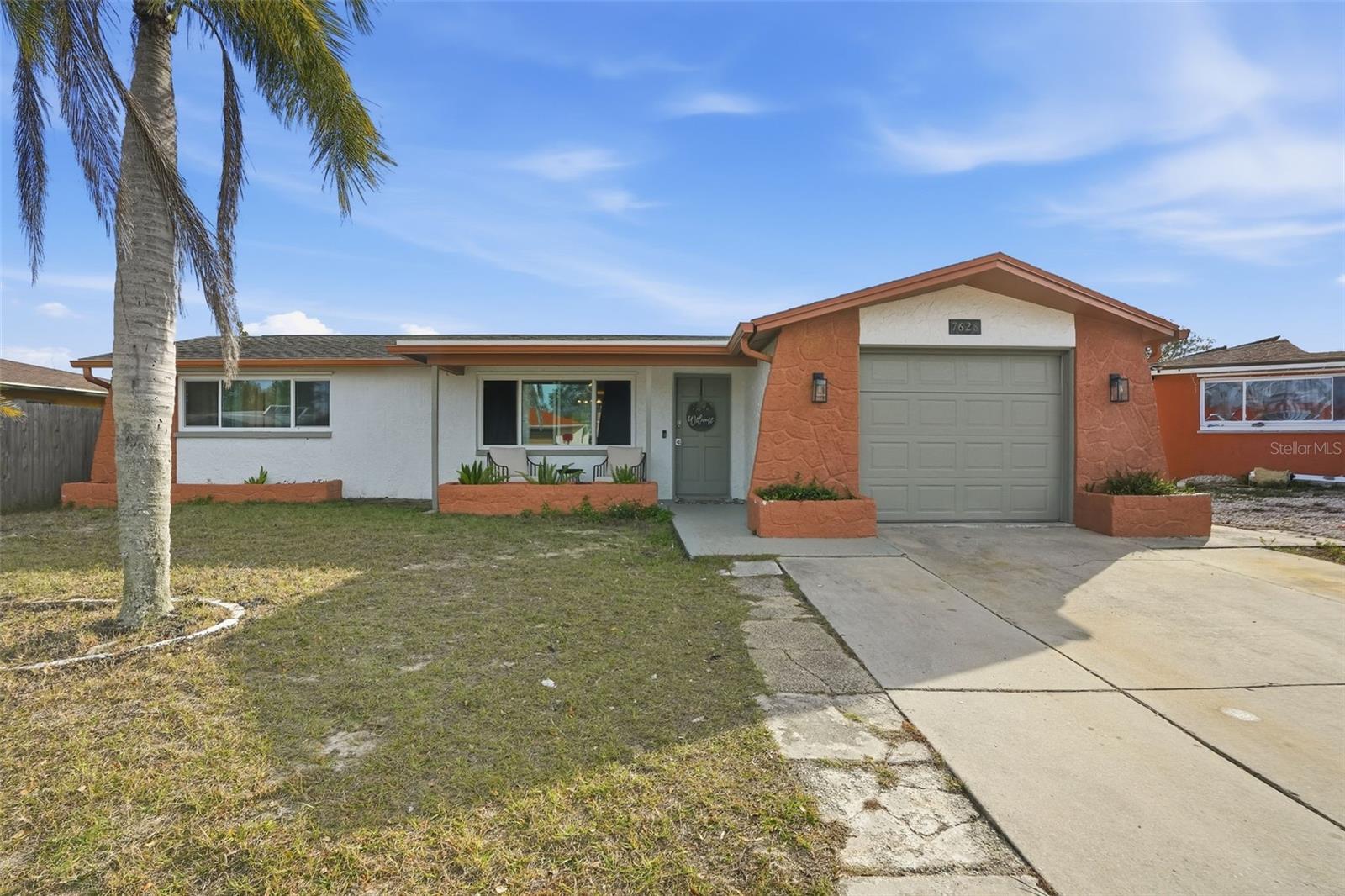 7628 Dale Dr photo 1