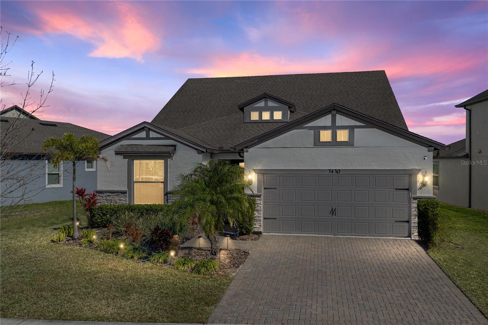 7430 Pool Compass Loop photo 1