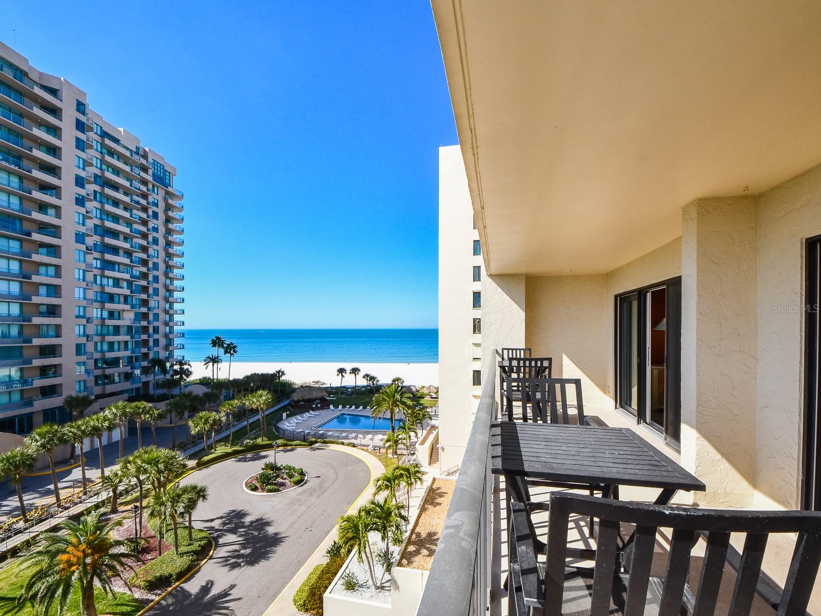 1480 Gulf Blvd #610 photo 1