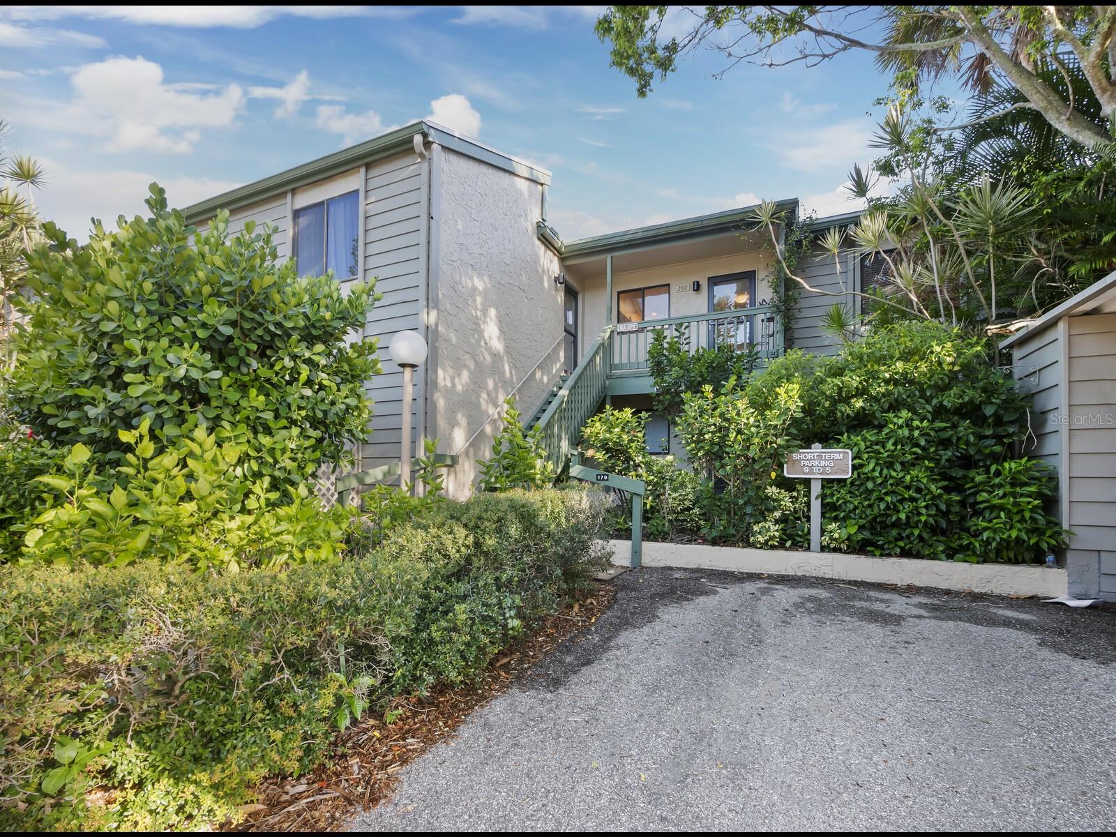 1511 Pelican Point Dr #280 photo 1