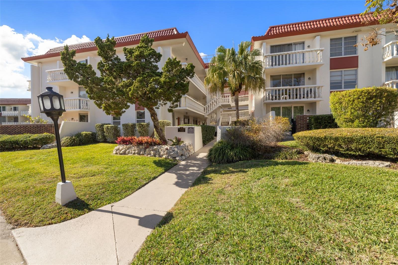 2623 Seville Blvd #301 photo 1