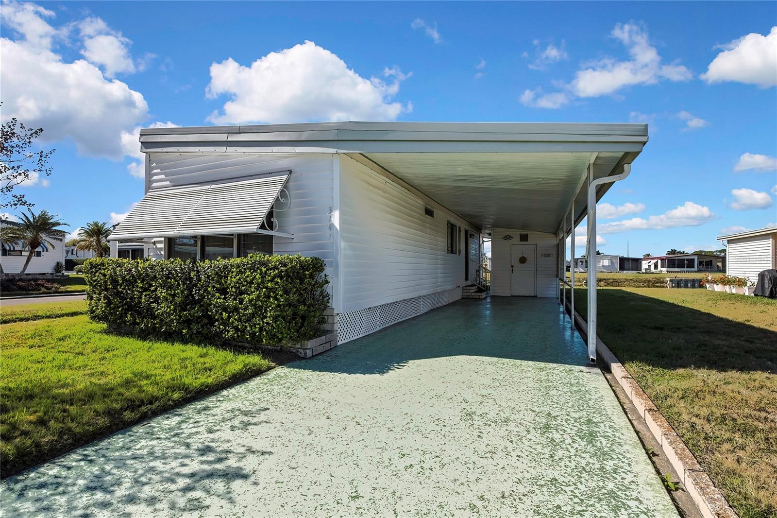 3141 Nantucket Dr photo 1