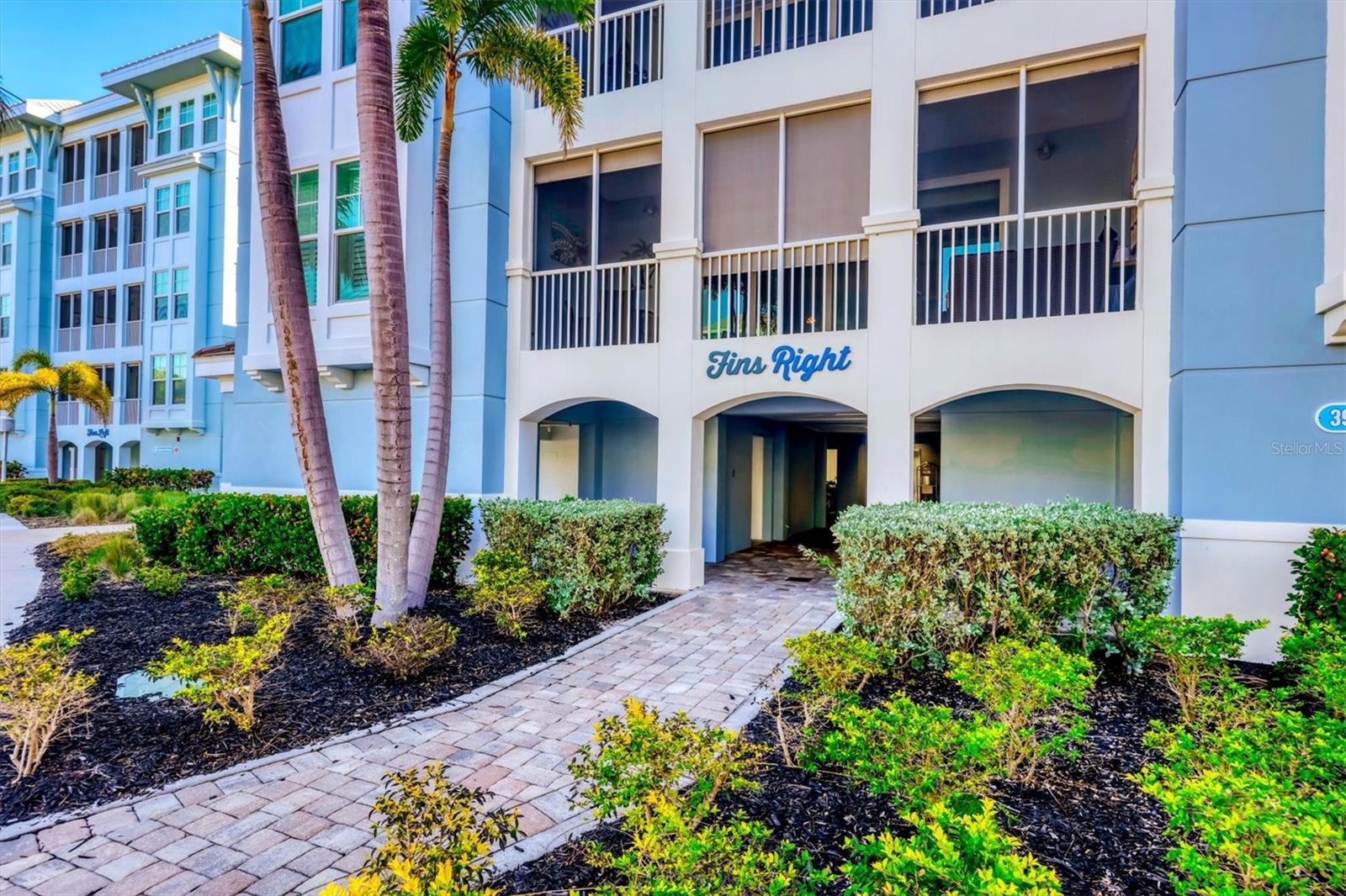 391 Aruba Cir #401 photo 1