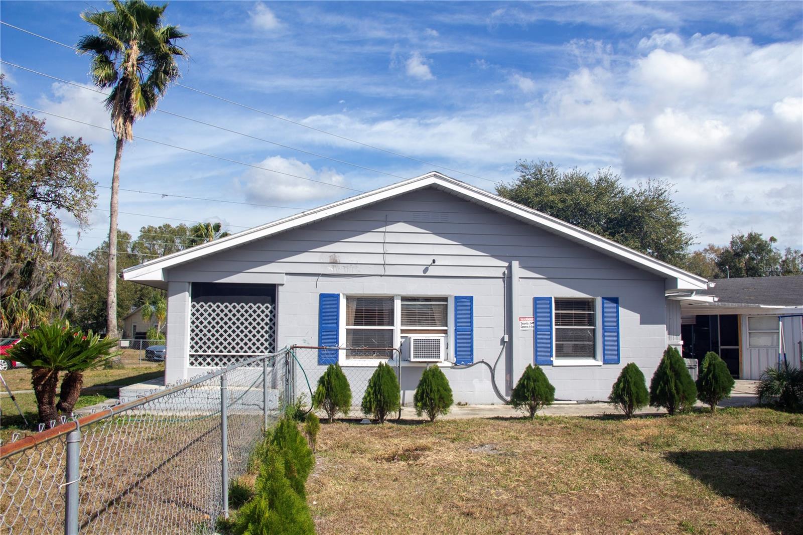 2403 Golfview St photo 1