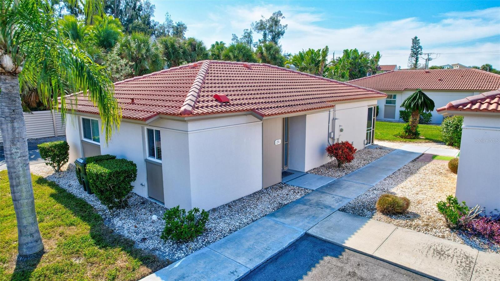 191 Vista Hermosa Cir photo 1