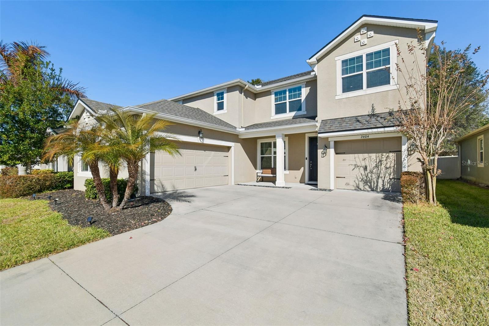 2604 Valley Sunset Ln photo 1